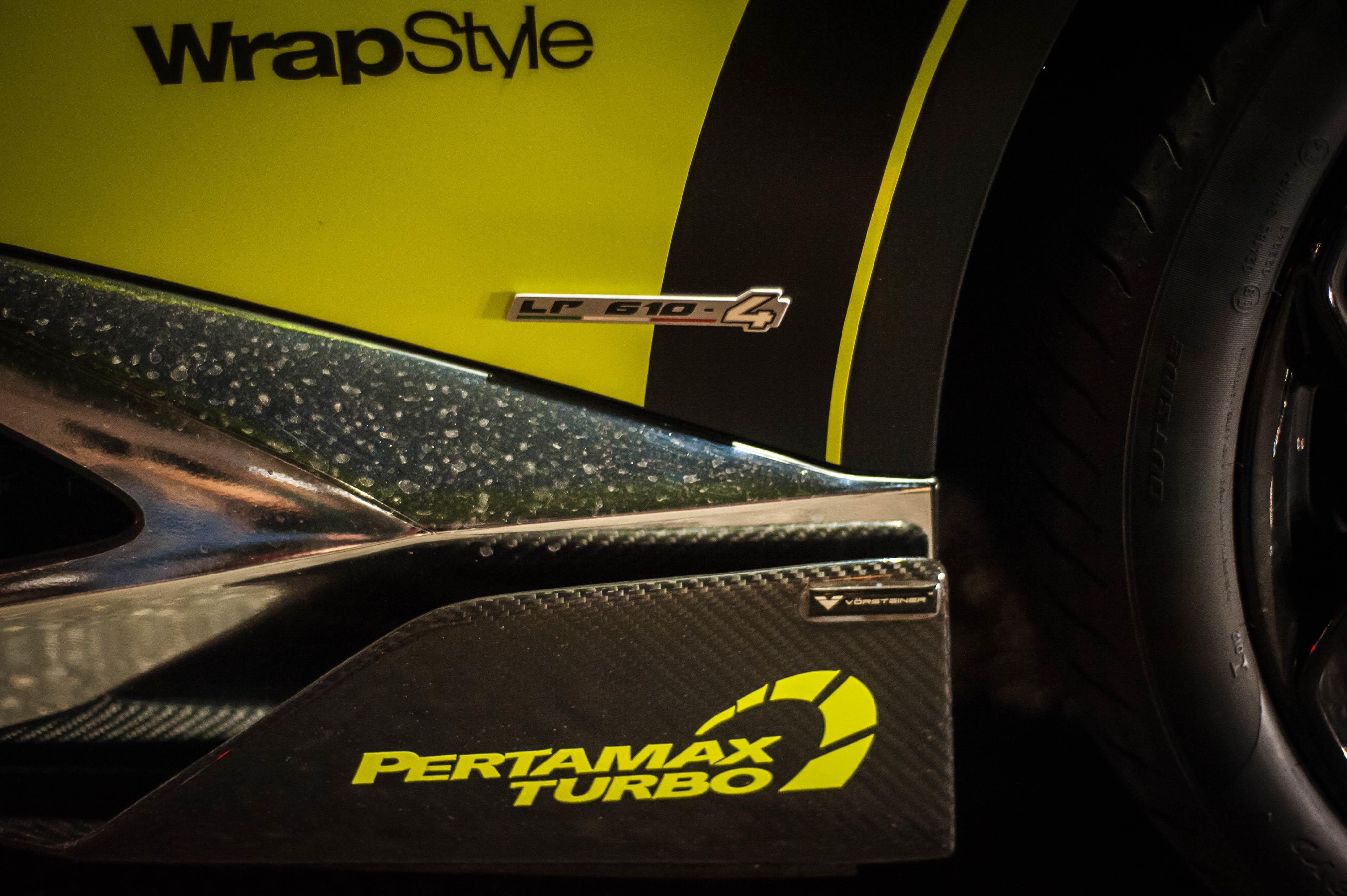 Lamborghini Huracan cua dai gia Nam Dinh thay ao moi anh 6