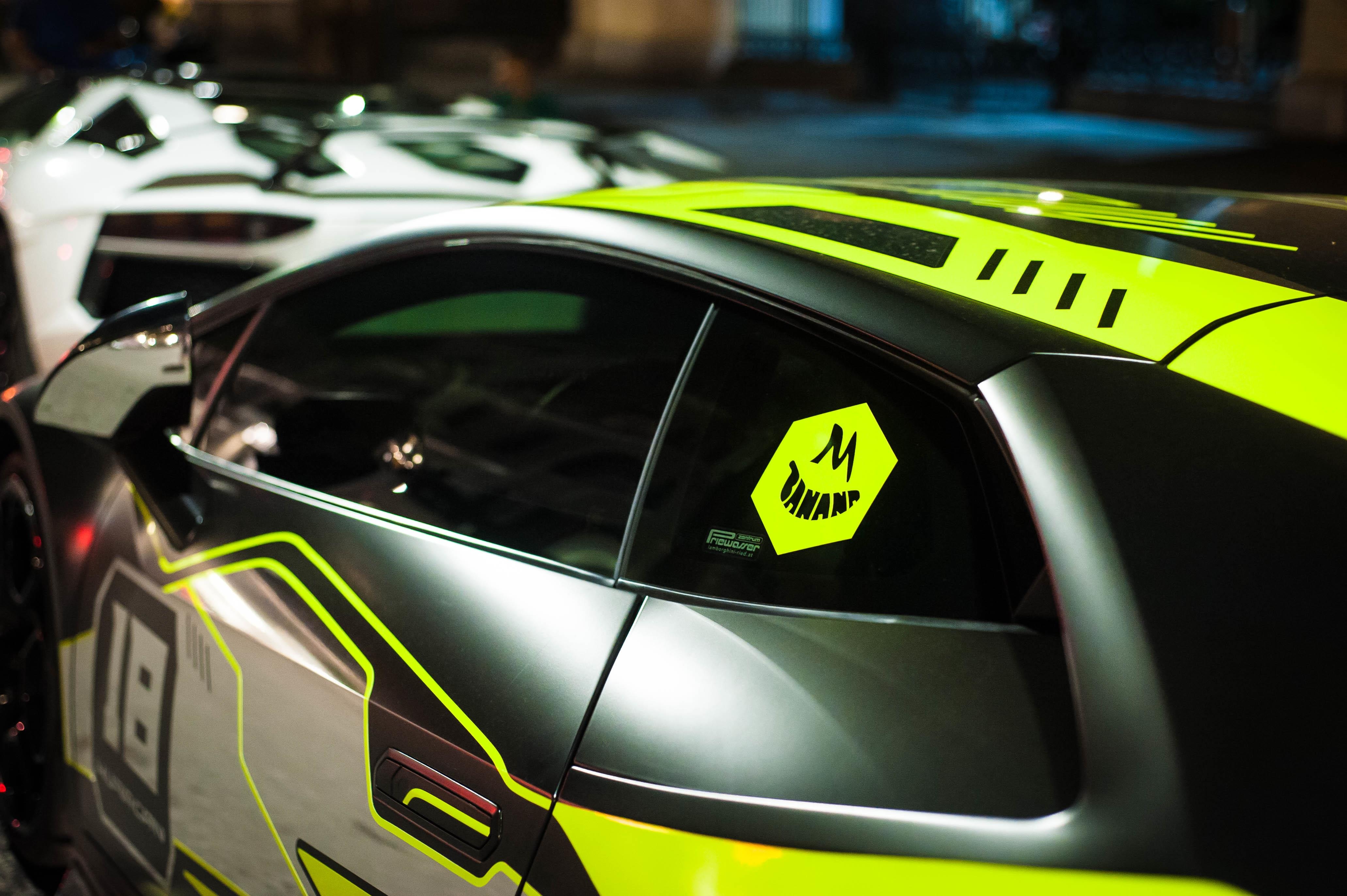 Lamborghini Huracan cua dai gia Nam Dinh thay ao moi anh 5