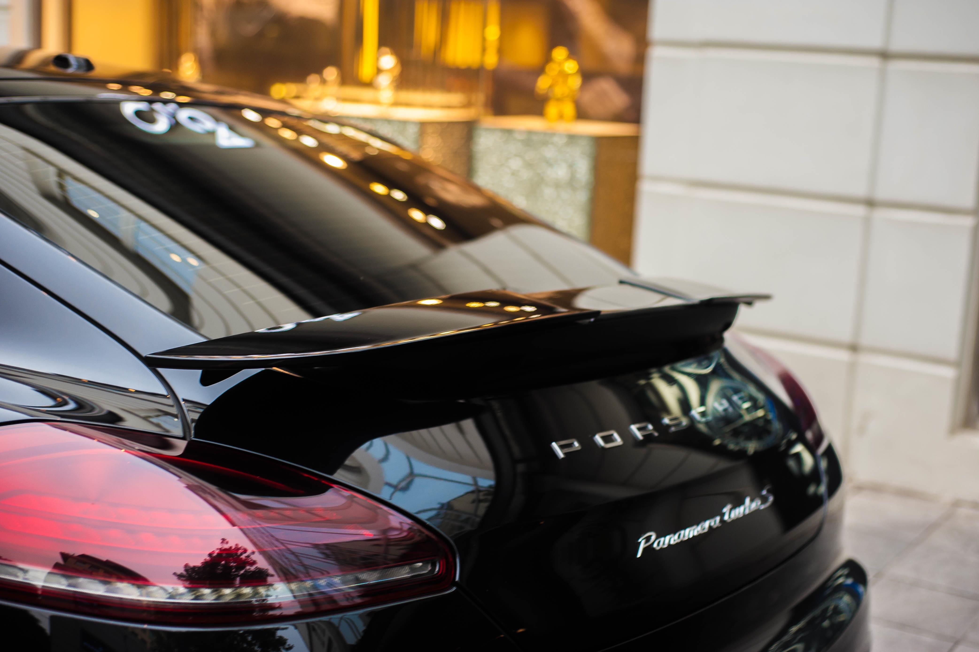 Porsche Panamera Turbo S Exclusive hang hiem anh 7