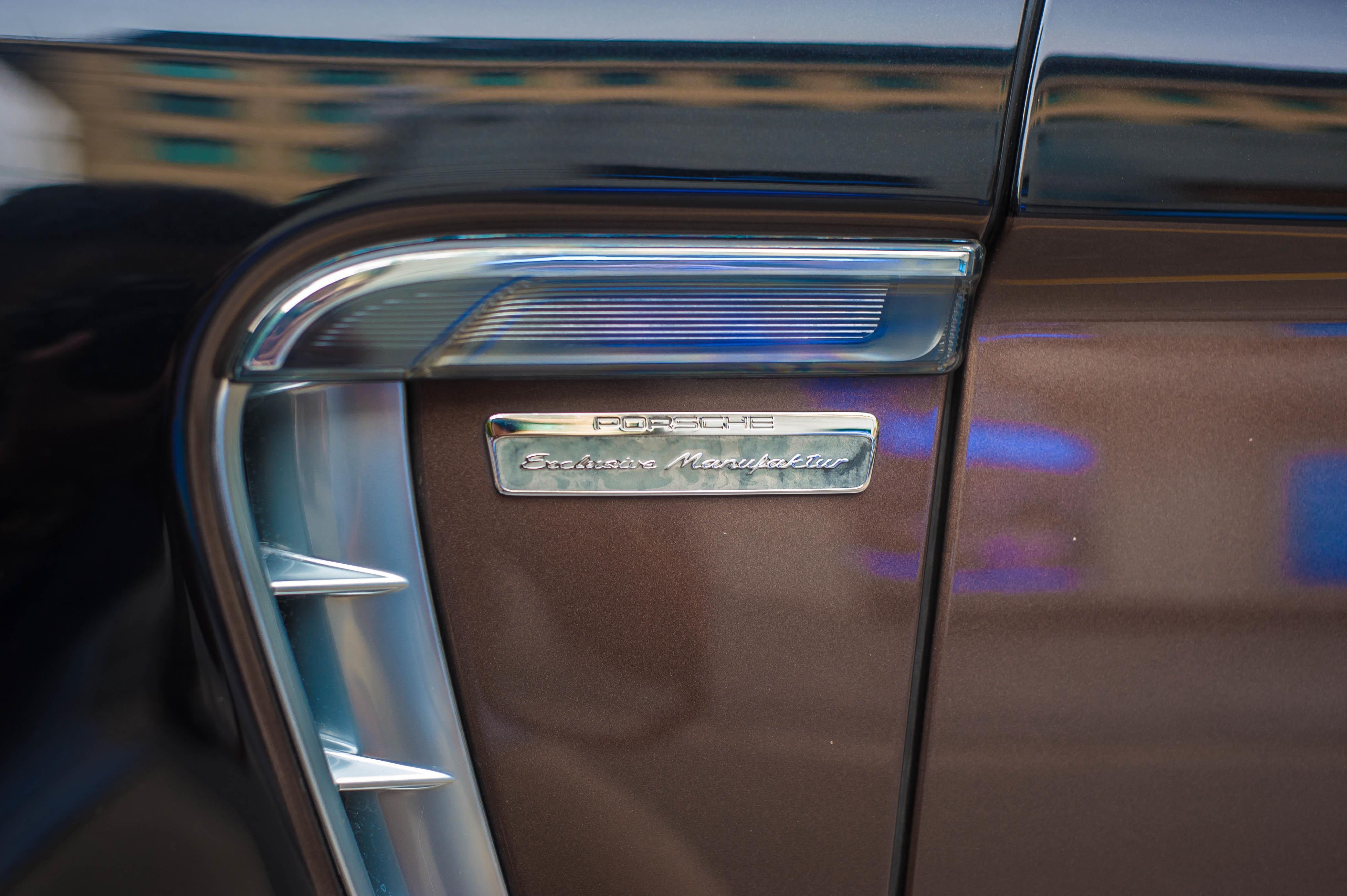 Porsche Panamera Turbo S Exclusive hang hiem anh 5