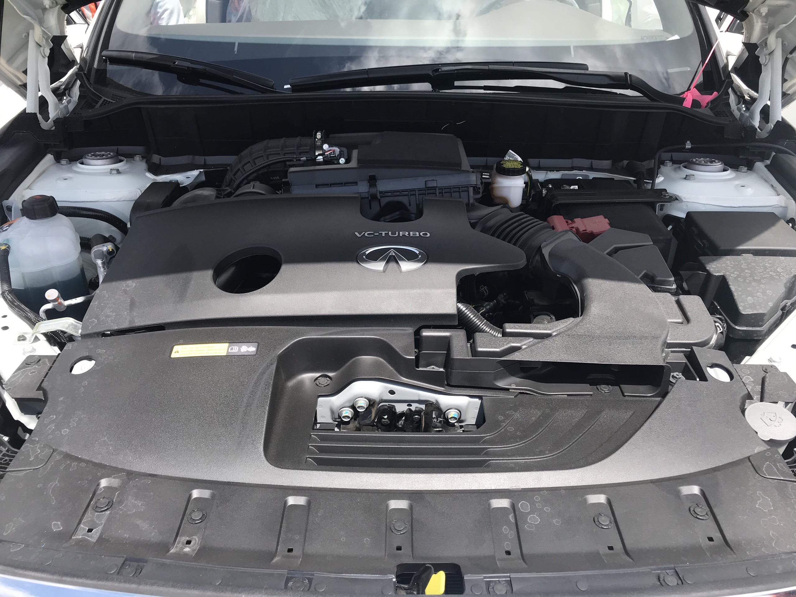 SUV hang sang Infiniti QX50 dau tien ve VN anh 8