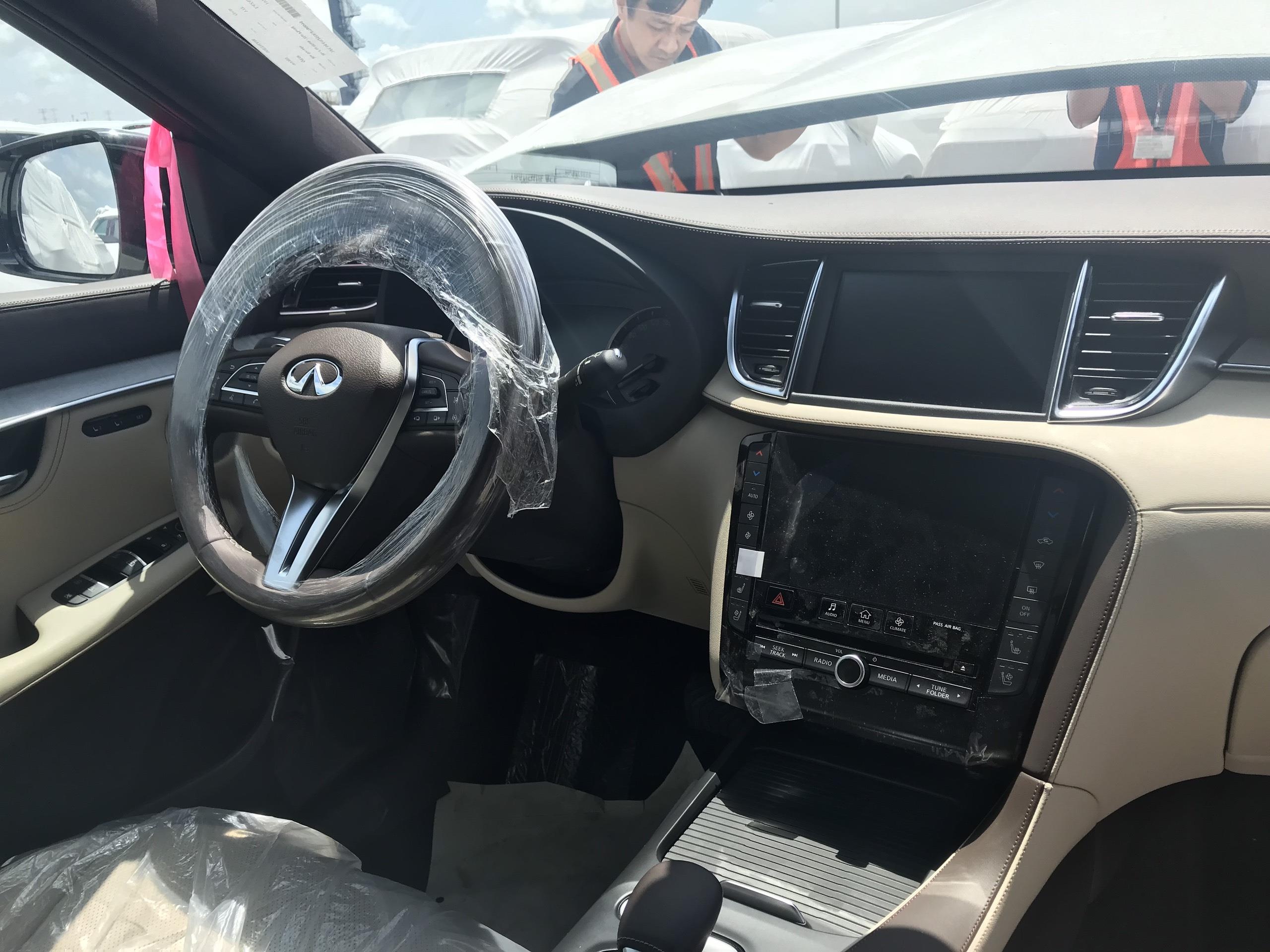 SUV hang sang Infiniti QX50 dau tien ve VN anh 5