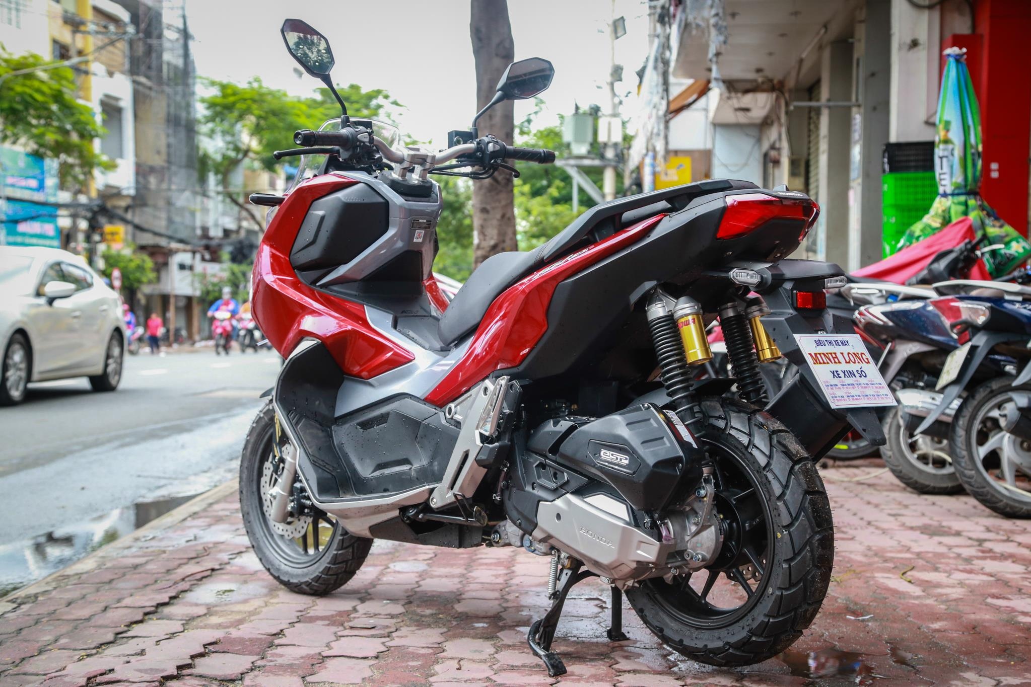 Honda ADV 150 có thêm phiên bản giới hạn  ảnh 2 Honda ADV 150 co them phien ban gioi han anh 2
