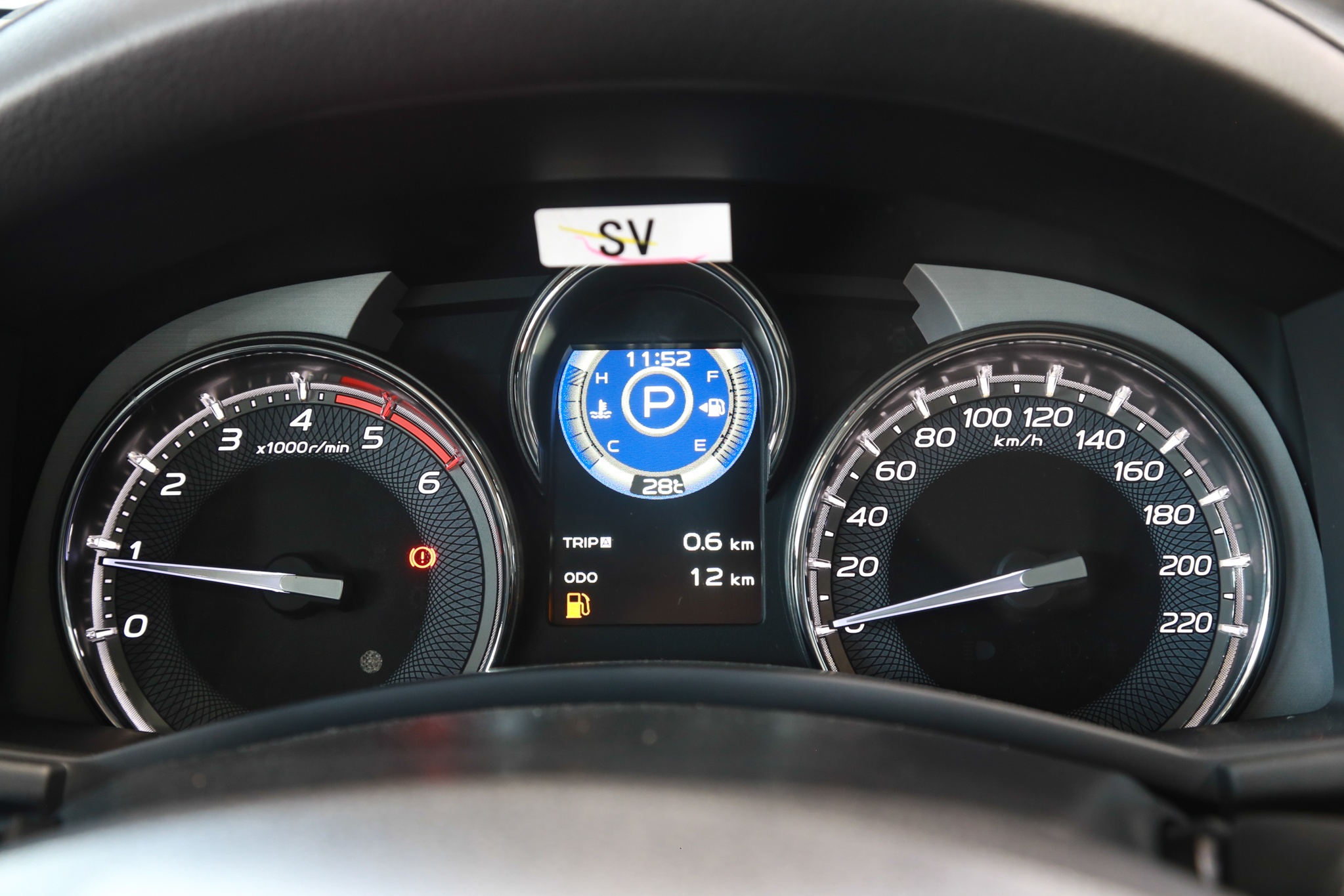 Chi tiet Isuzu Mu-X Limited vua ra mat anh 11