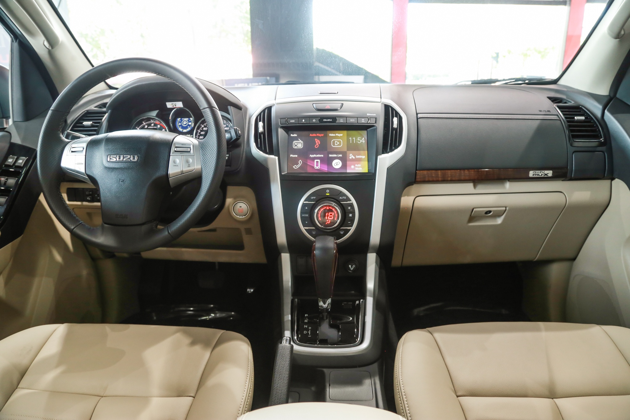 Chi tiet Isuzu Mu-X Limited vua ra mat anh 6