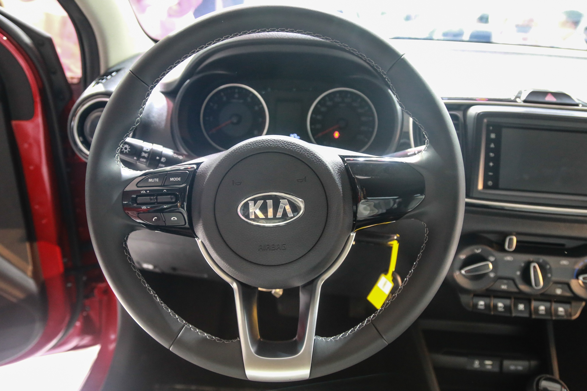 So sánh Hyundai Accent và Kia Soluto ảnh 12 So sanh Hyundai Accent va Kia Soluto anh 12