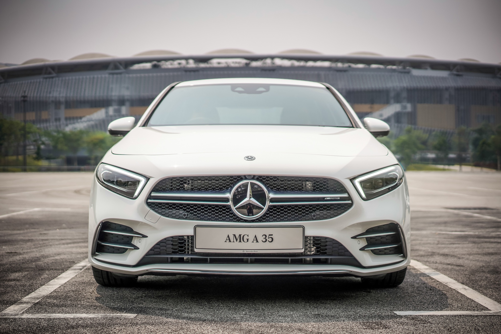 Mercedes-AMG A 35 sedan ra mat o DNA anh 2