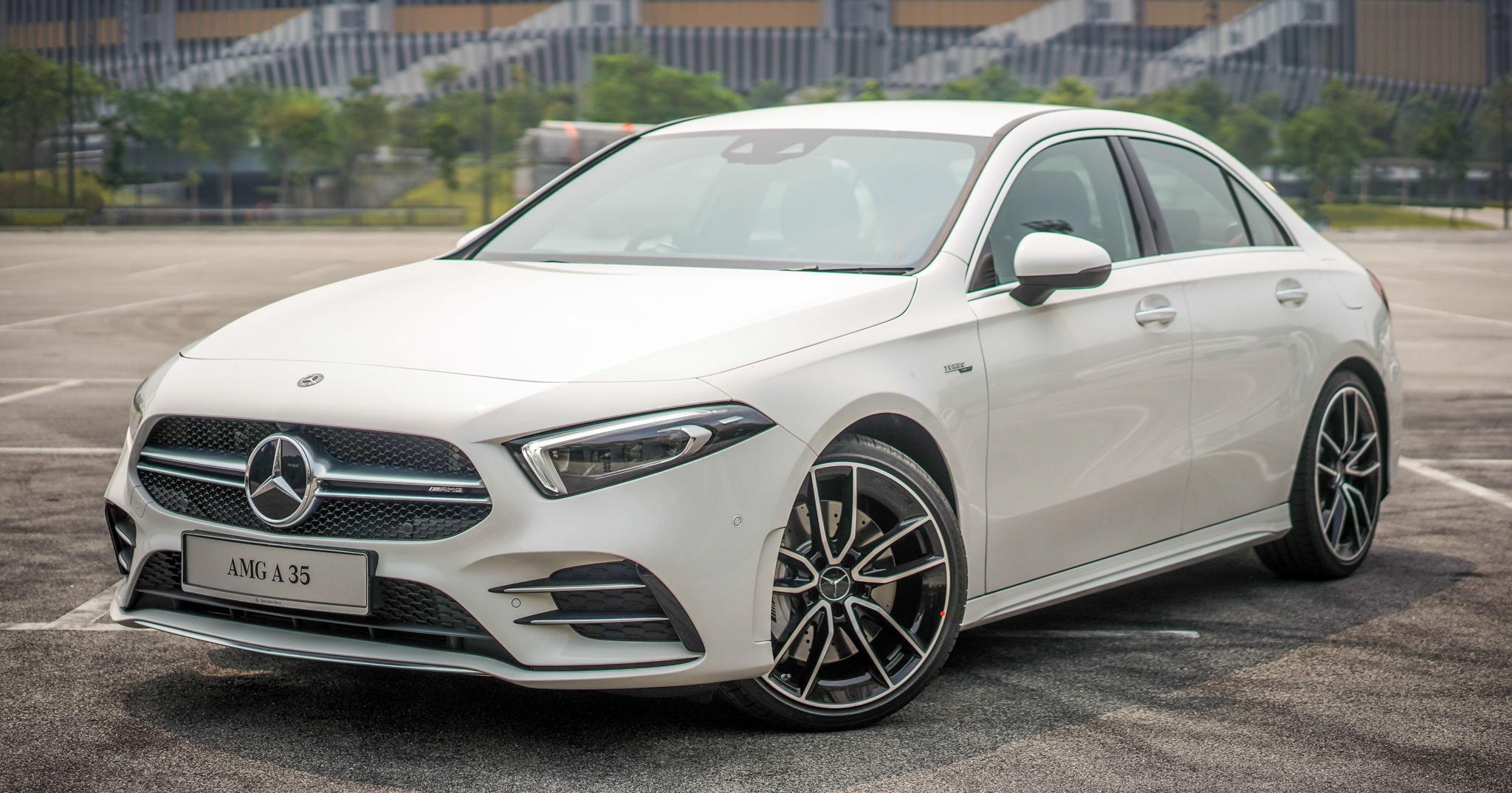 Mercedes-AMG A 35 sedan ra mat o DNA anh 6