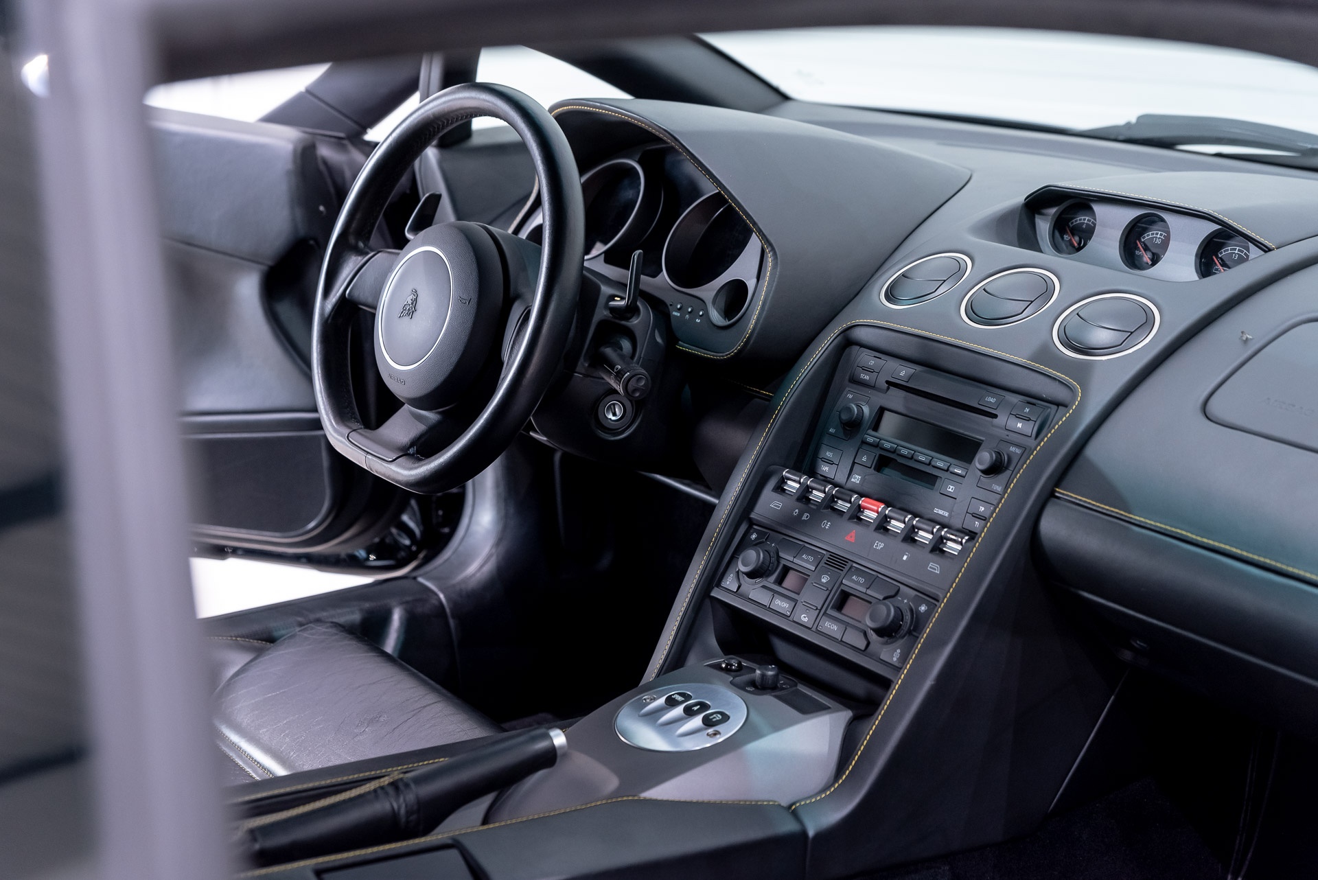 Lamborghini Galllardo do offroad anh 7