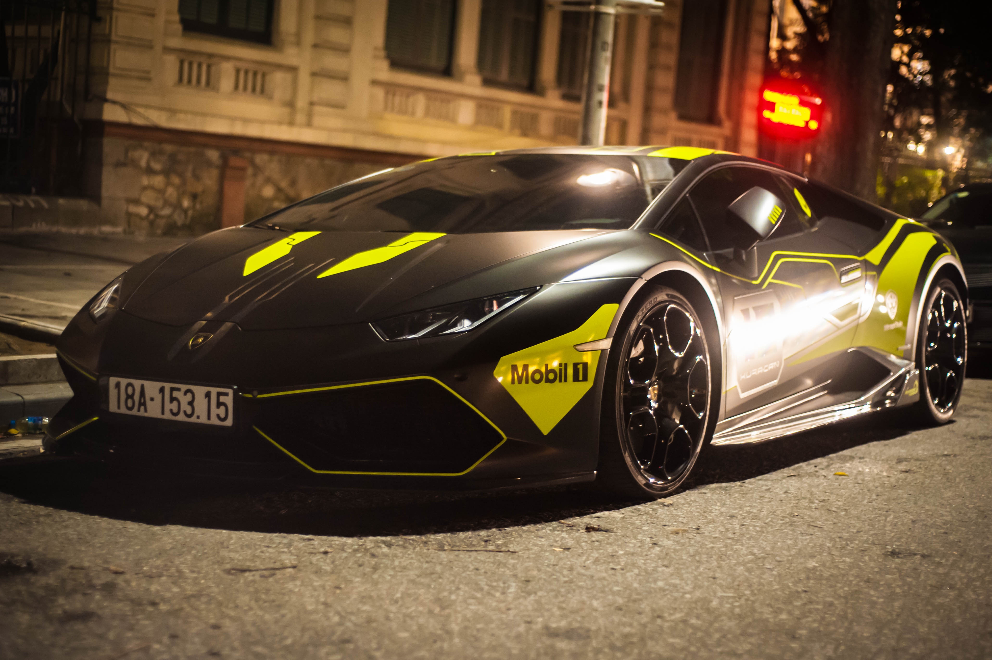 Dan sieu xe quy tu dao pho Ha Noi toi cuoi tuan anh 9