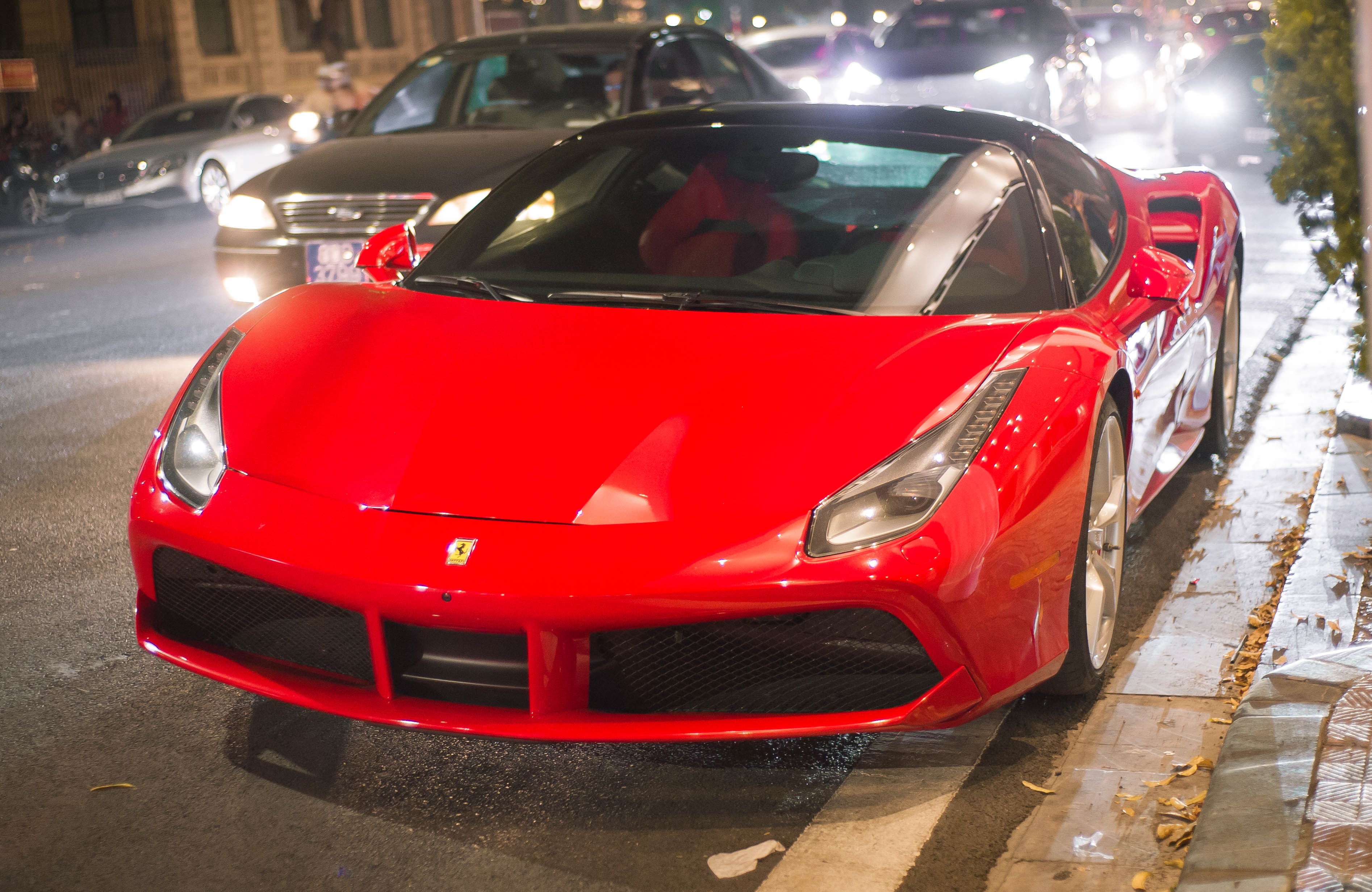 Dan sieu xe quy tu dao pho Ha Noi toi cuoi tuan anh 2