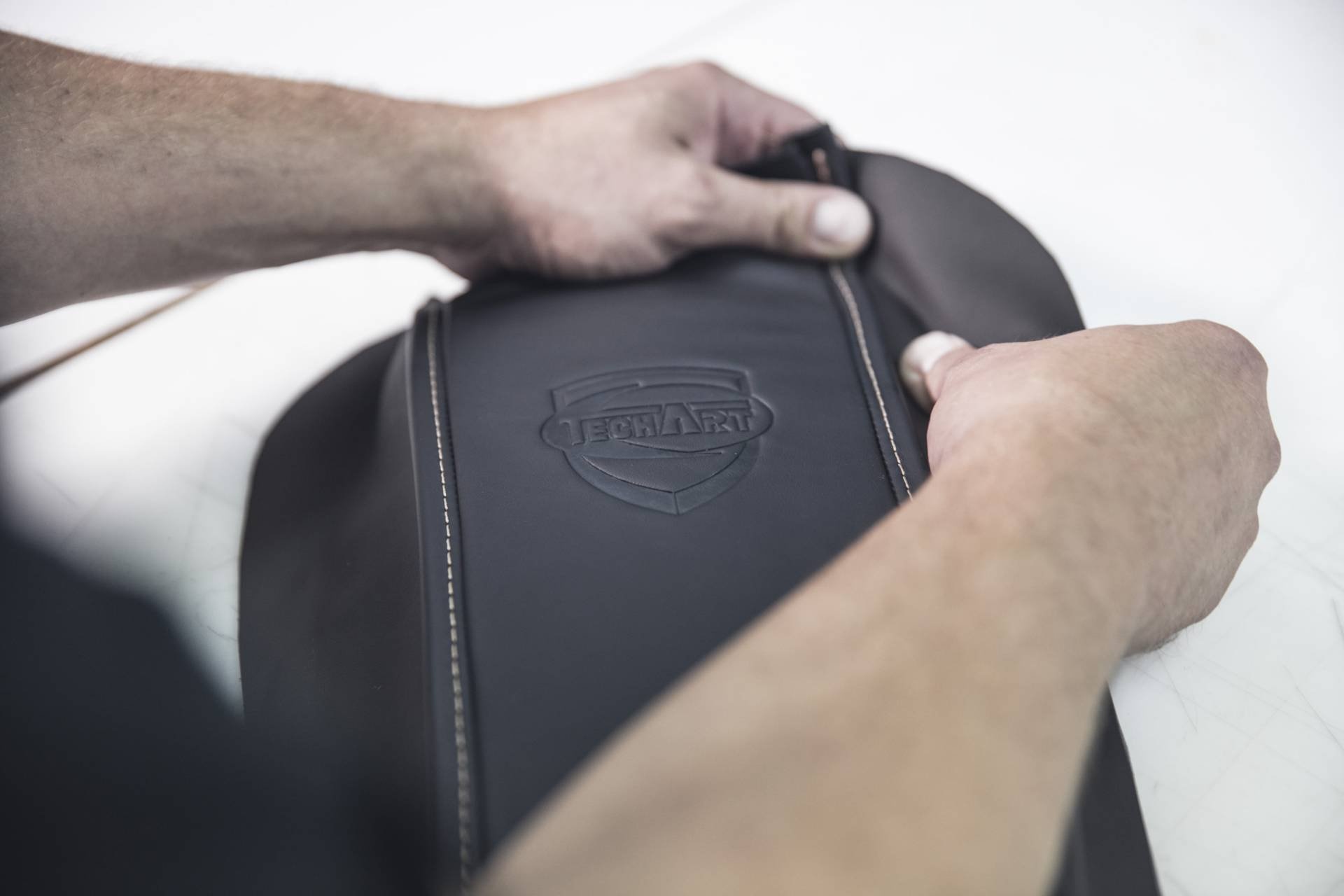 Porsche 911 lot xac man nhan voi goi do TechArt anh 31