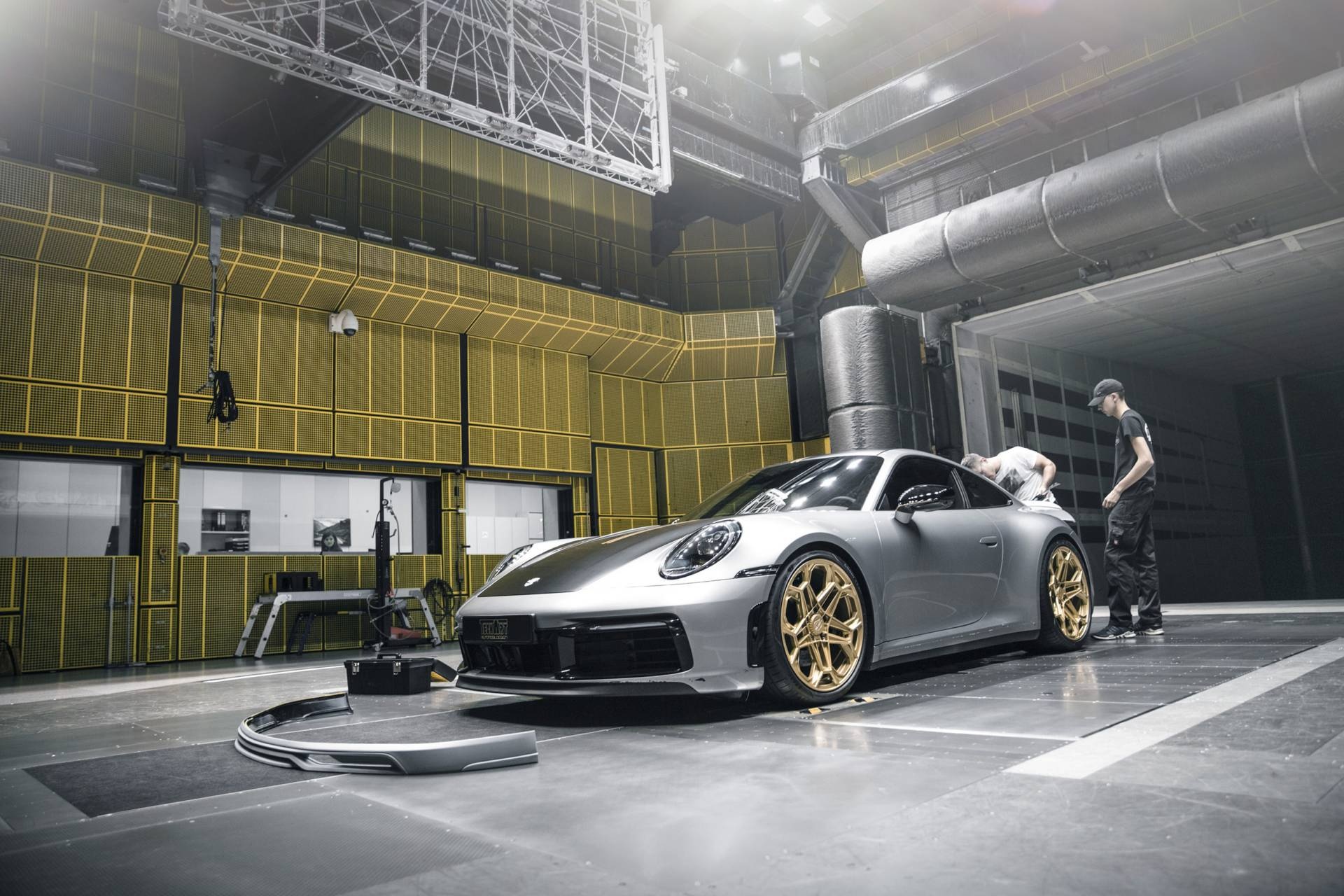 Porsche 911 lot xac man nhan voi goi do TechArt anh 33
