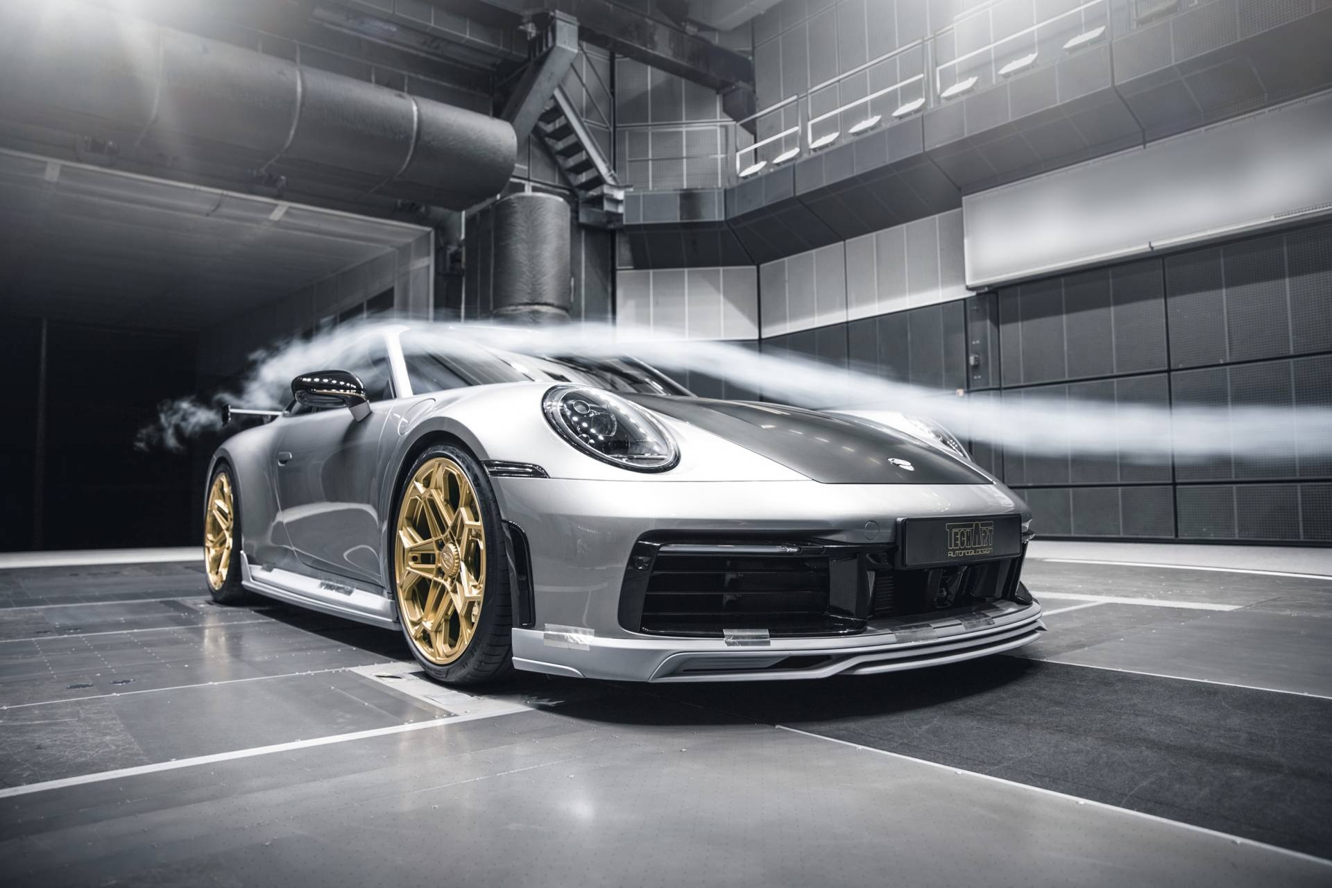 Porsche 911 lot xac man nhan voi goi do TechArt anh 55