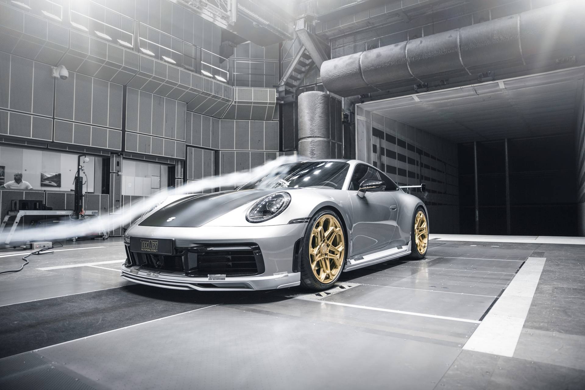 Porsche 911 lot xac man nhan voi goi do TechArt anh 49