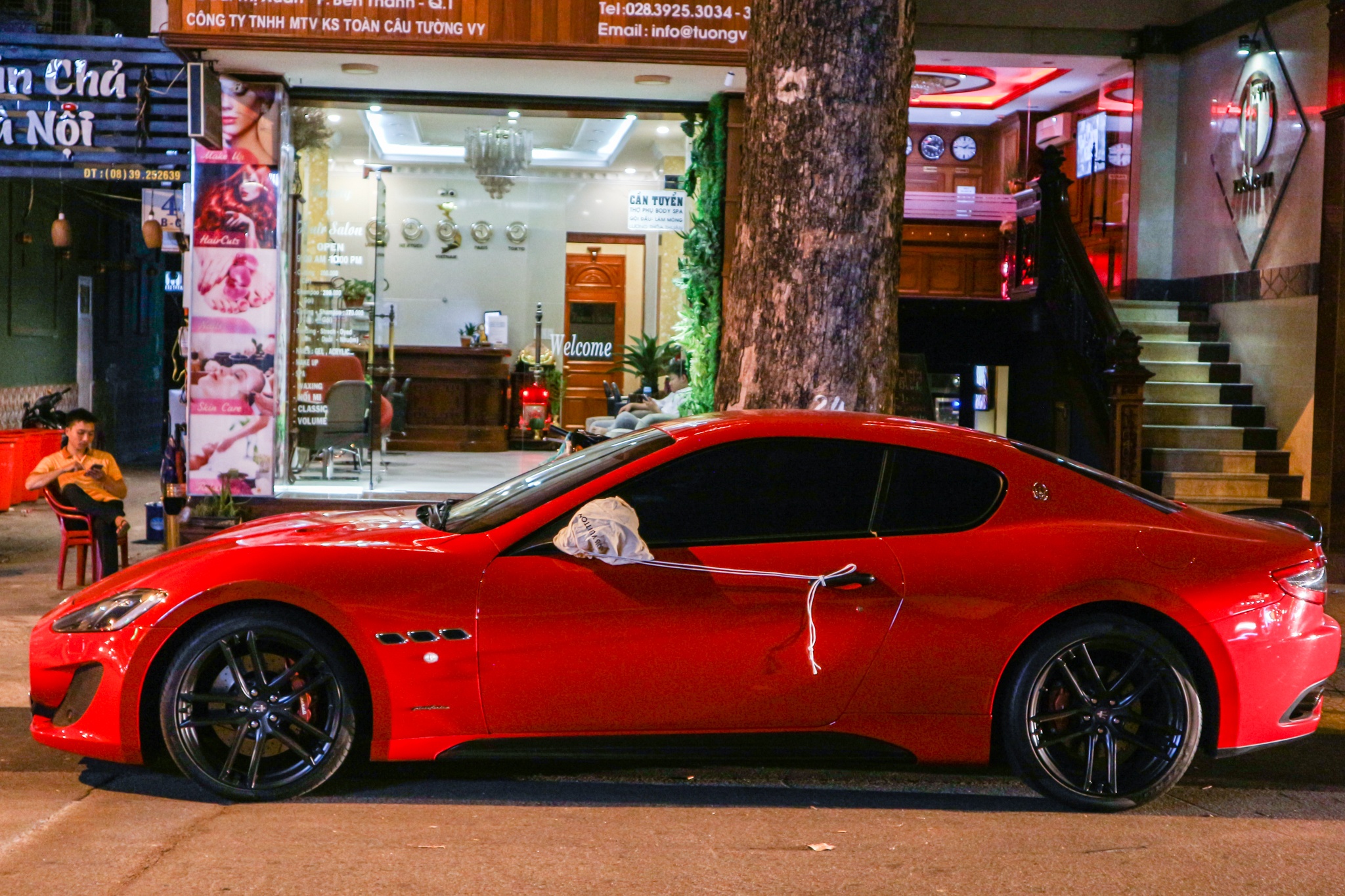 Maserati GranTurismo Sport mau do hang hiem o VN anh 3