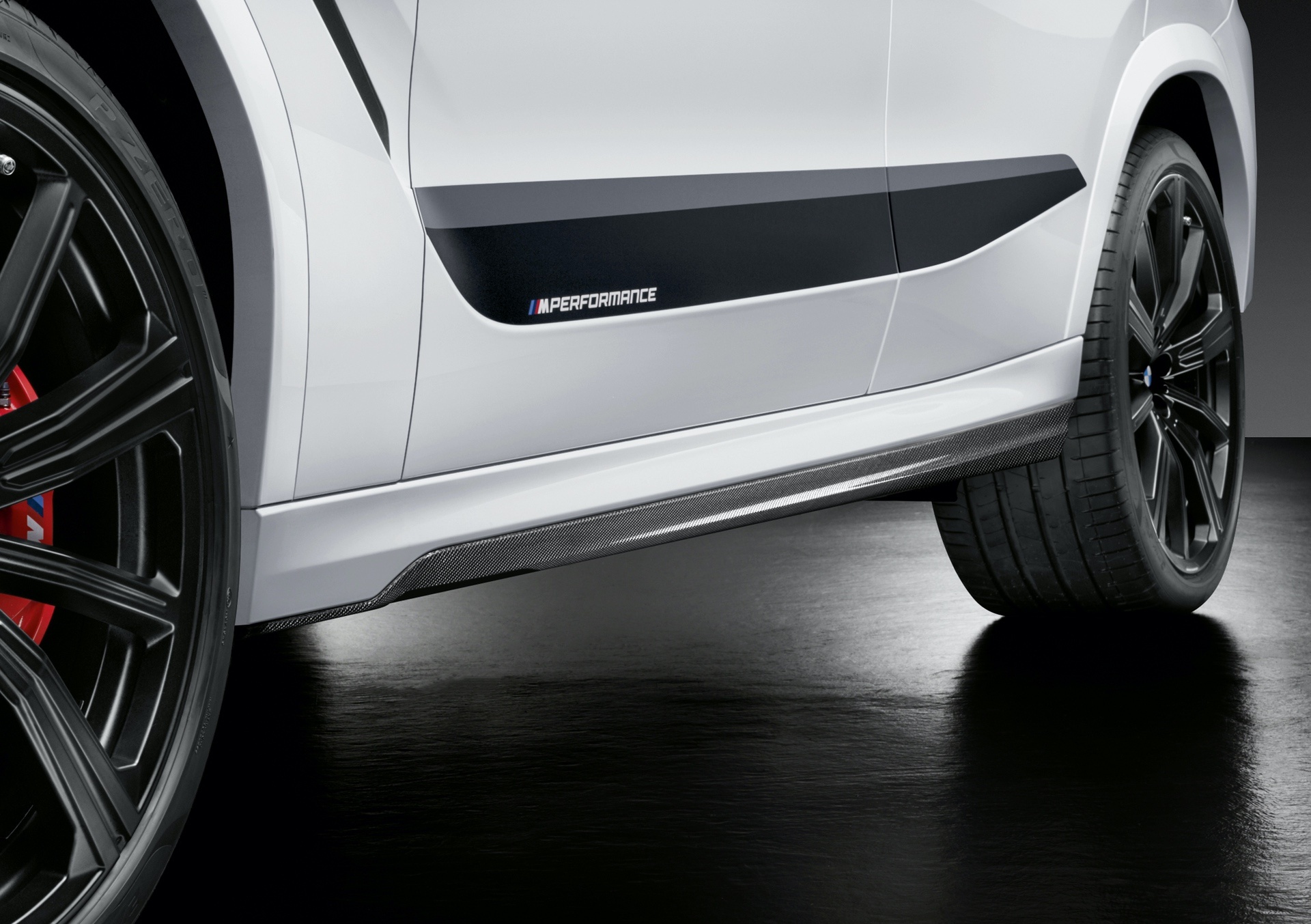 BMW X6 co them ban nang cap ngoai hinh anh 4