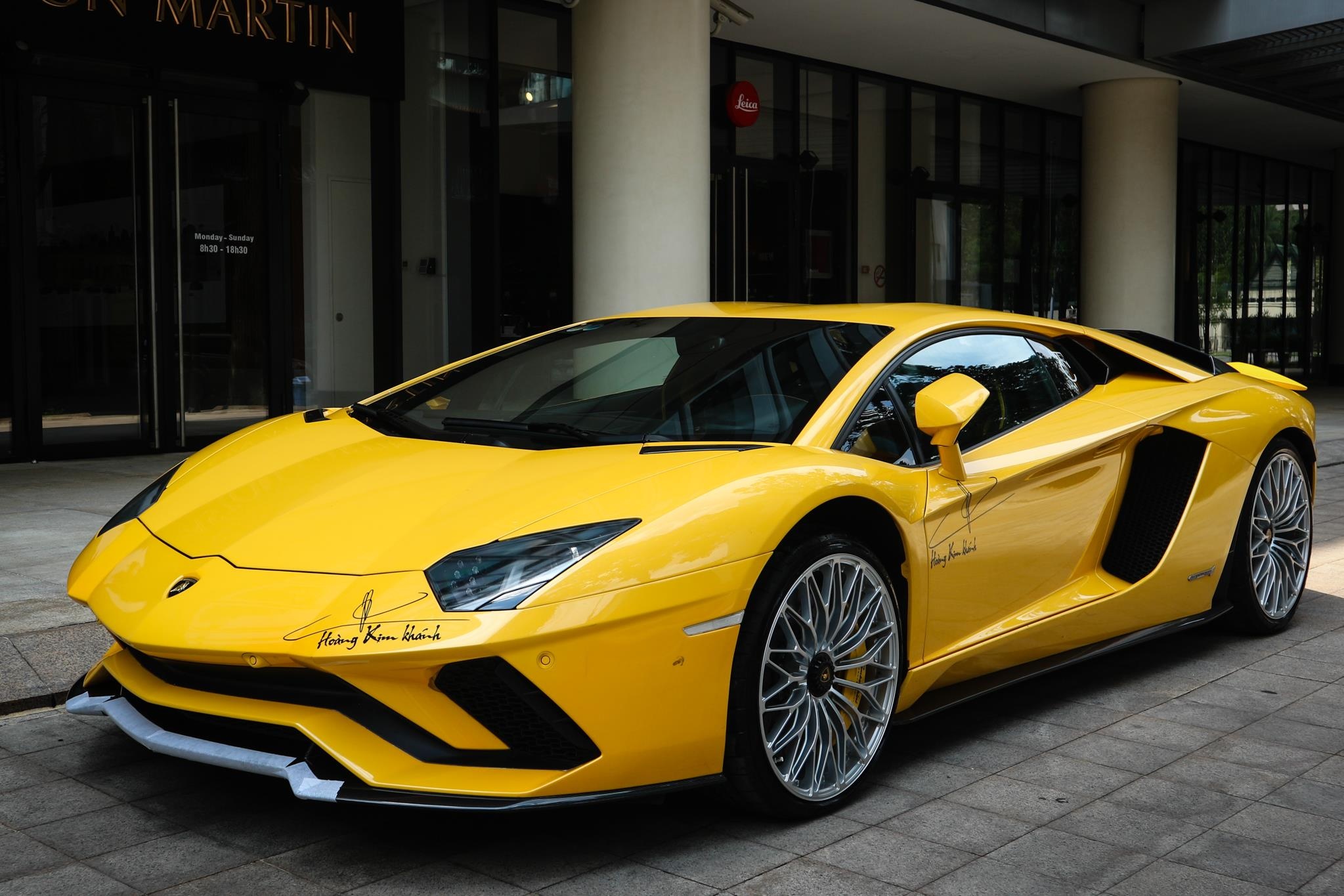 Lamborghini Aventador S nang cap ngoai hinh sau su co tai Car Passion hinh anh