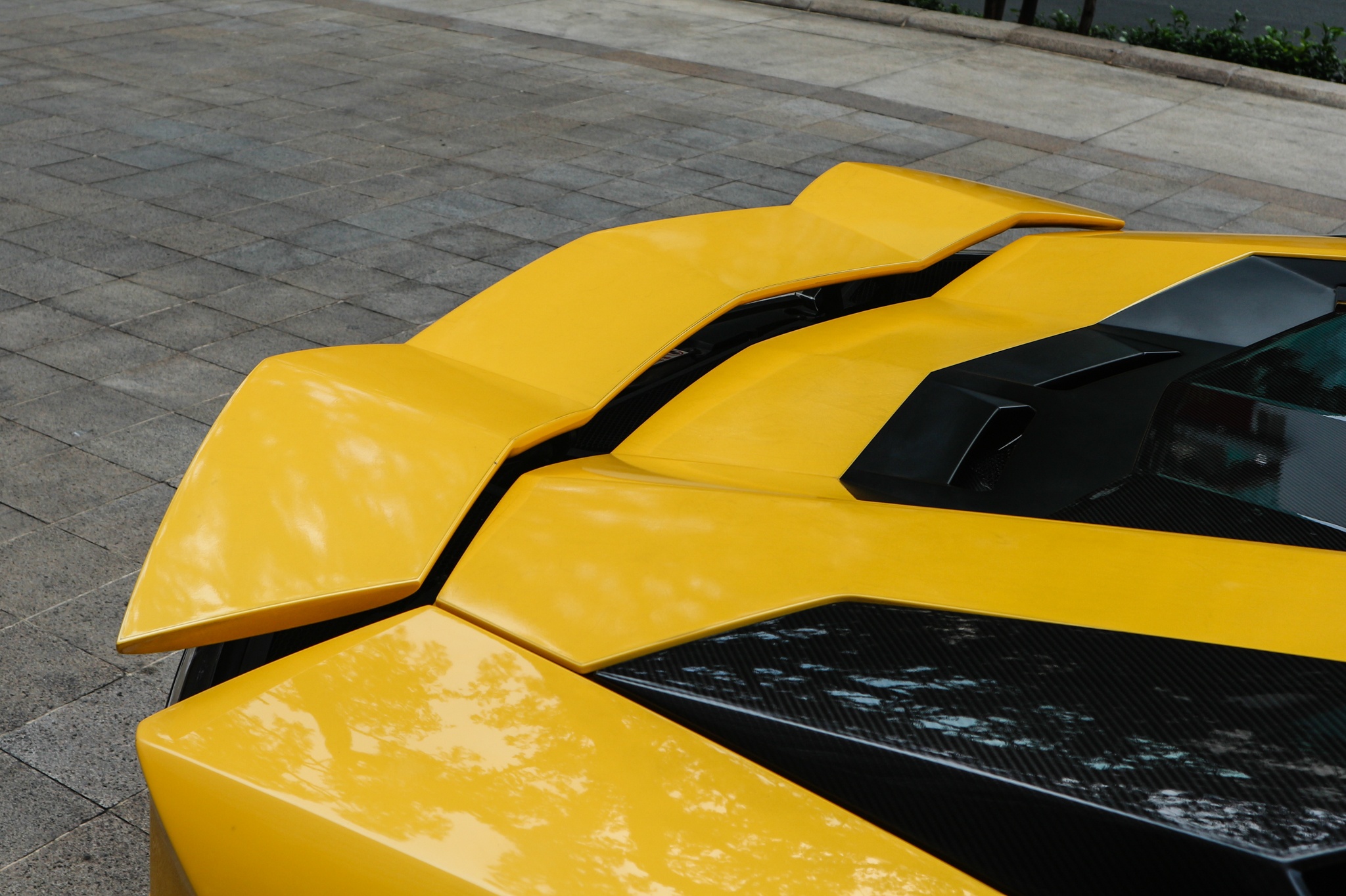 Lamborghini Aventador S nang cap ngoai hinh sau su co Car Passion anh 8