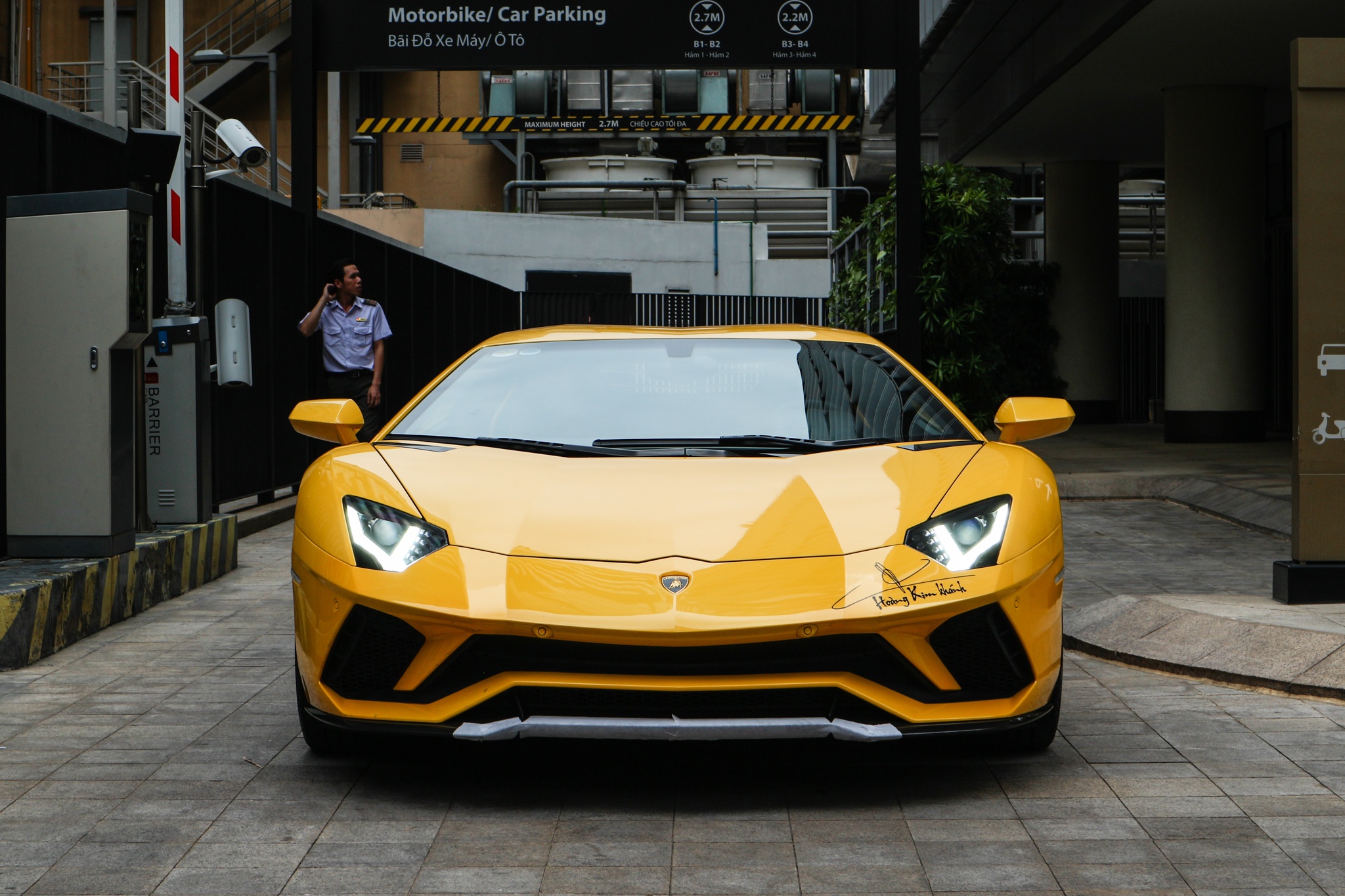 Lamborghini Aventador S nang cap ngoai hinh sau su co Car Passion anh 2