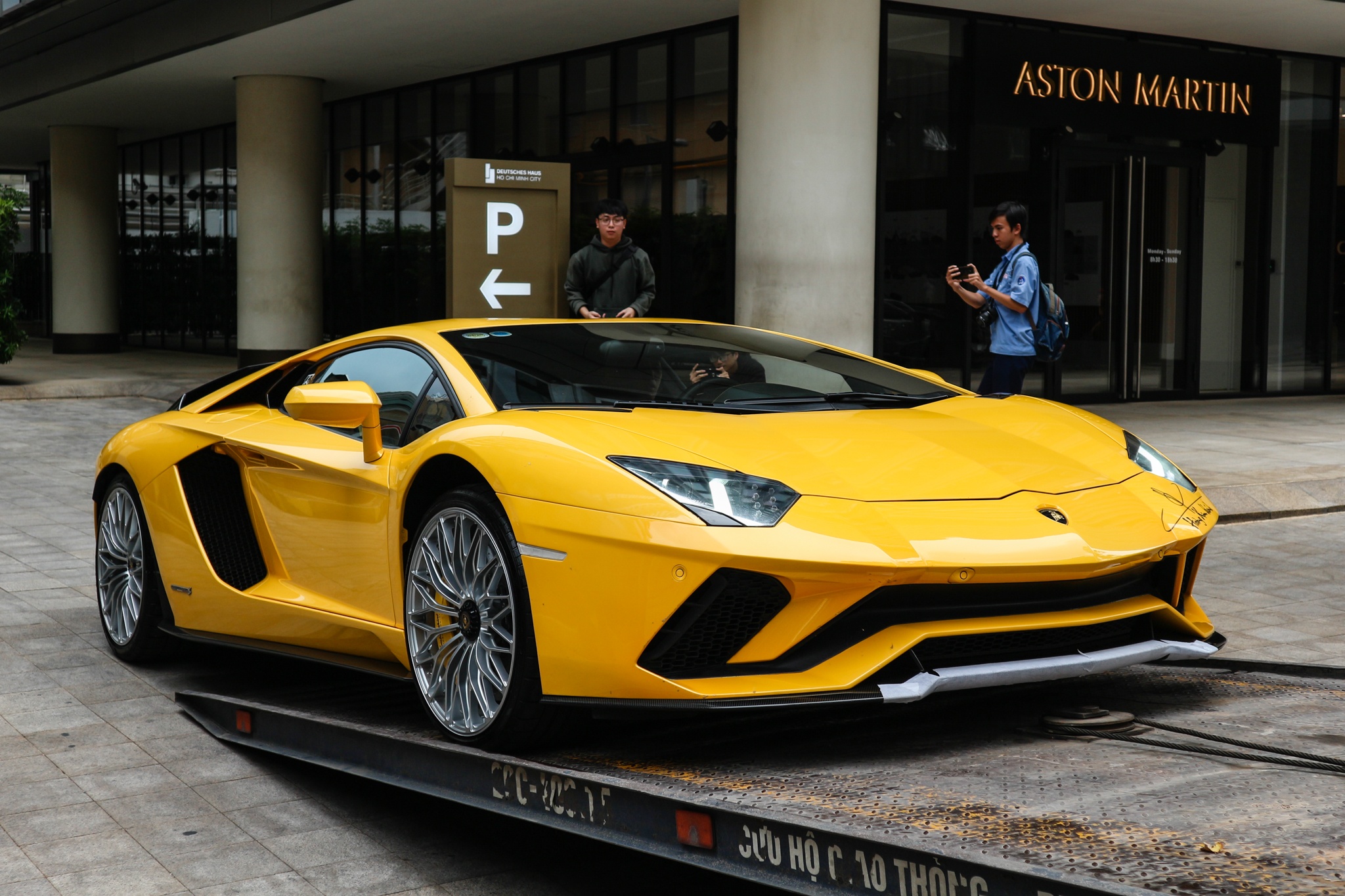 Lamborghini Aventador S nang cap ngoai hinh sau su co Car Passion anh 11