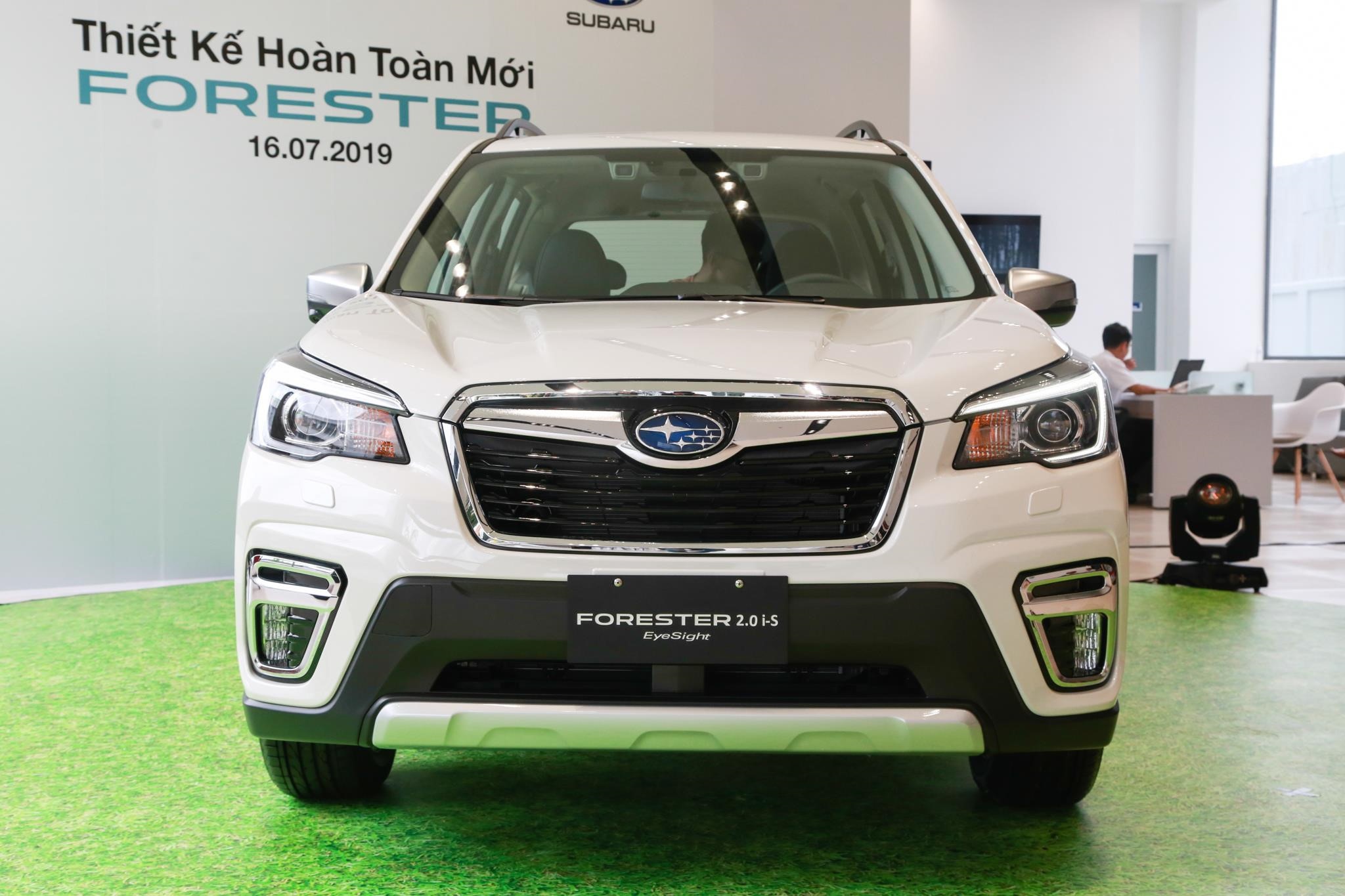 Subaru Forester bị lỗi nắp máy ở VN ảnh 2 Subaru Forester bi loi nap may o VN anh 2