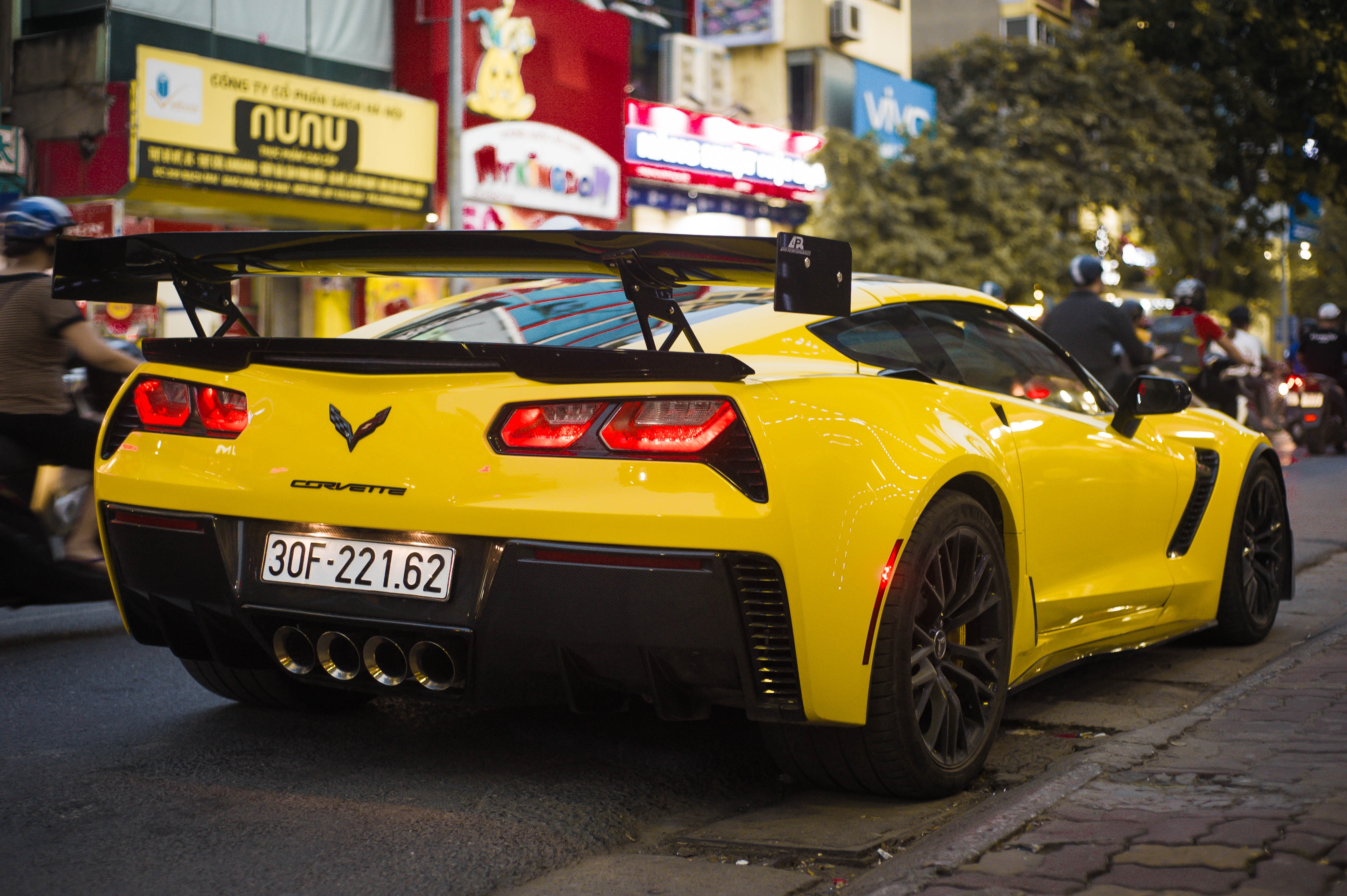 Chevrolet Corvette Z06 doc nhat Ha Noi anh 4