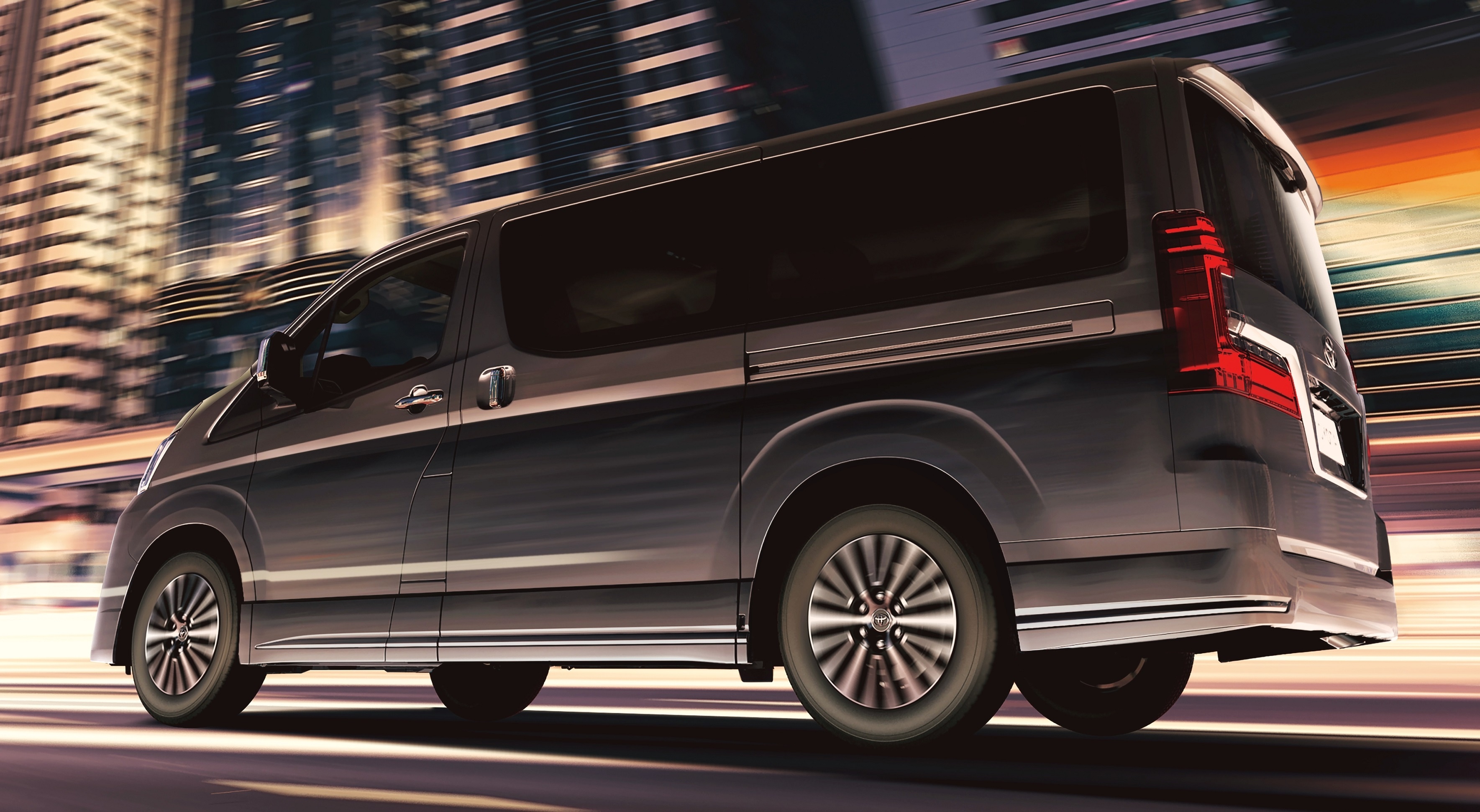 Toyota GranAce sap ra mat anh 8