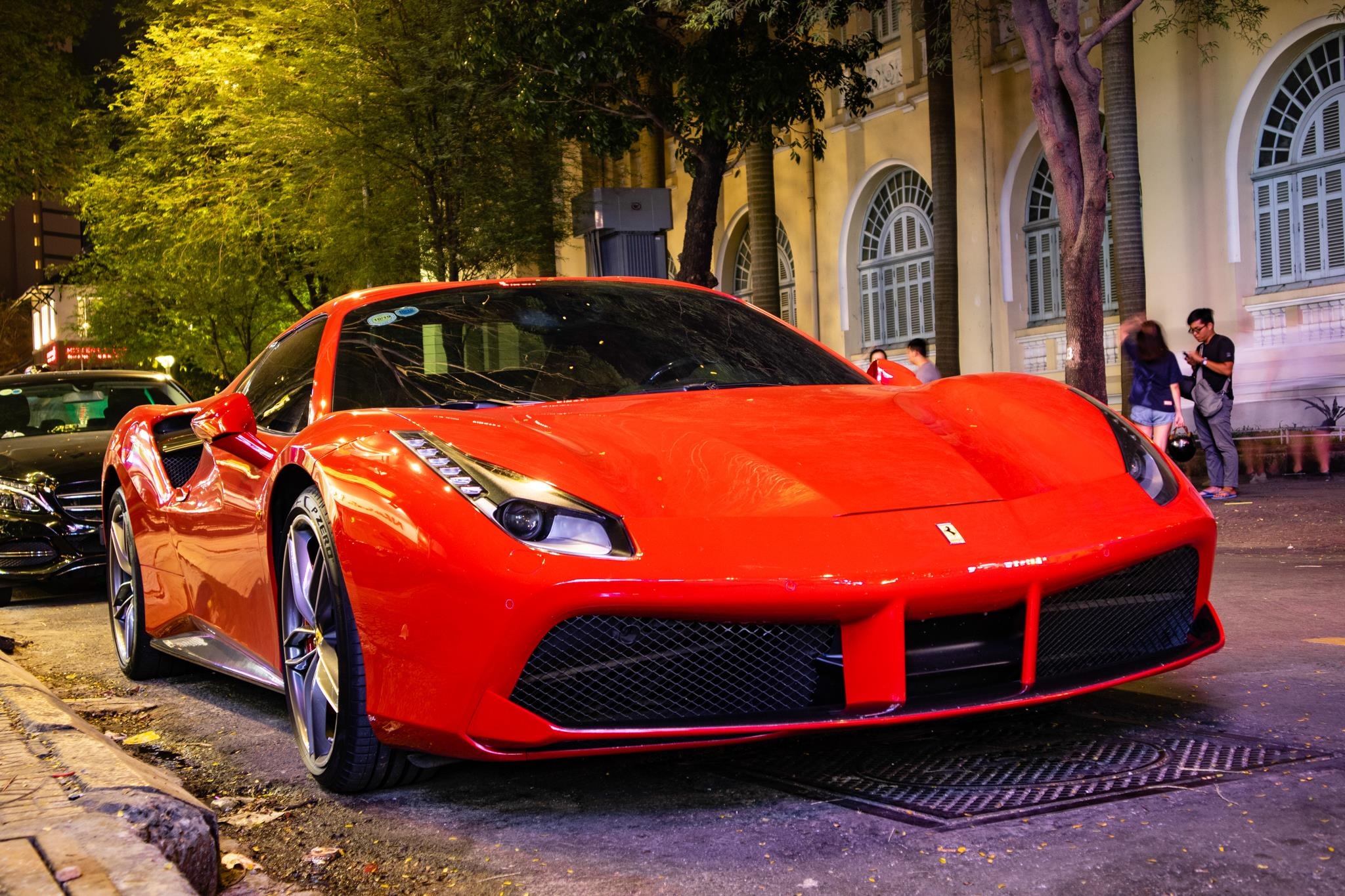 Ngam Ferrari 488 GTB Spider moi tau cua Cuong Do La hinh anh