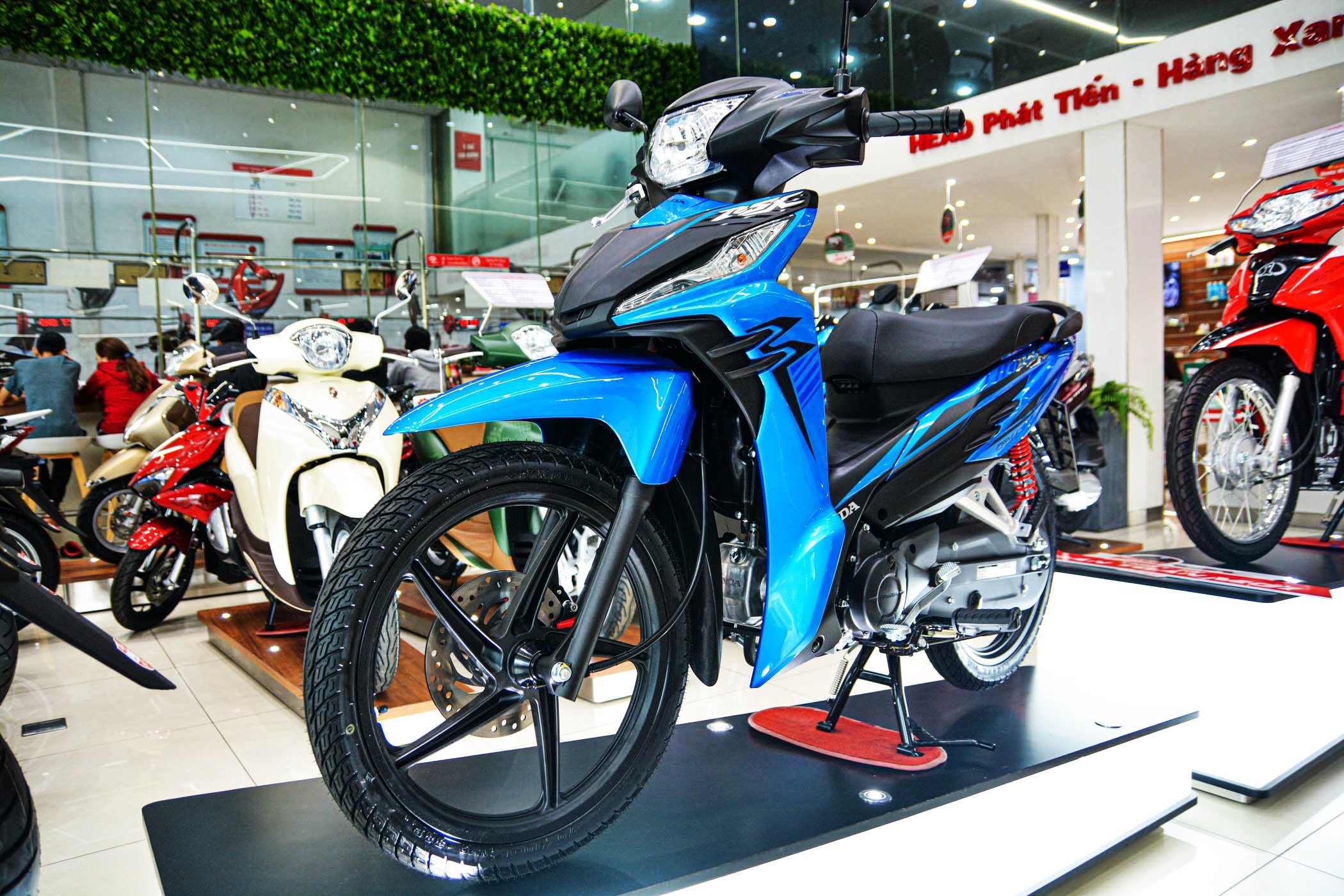 Thị trường xe máy Việt Nam ảnh 2 Thi truong xe may Viet Nam anh 2