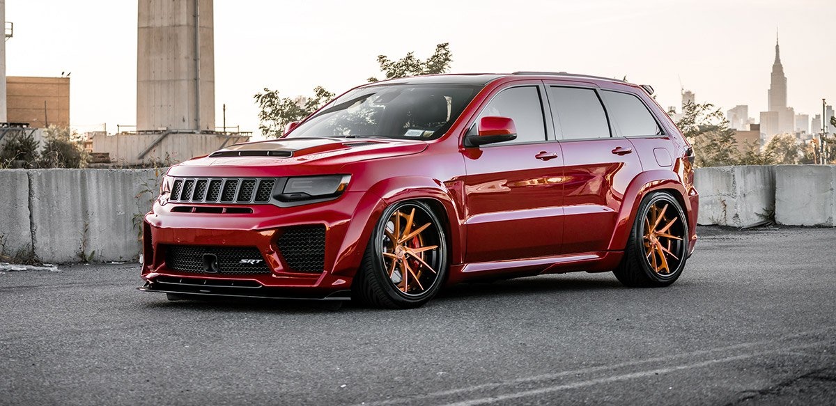 Ban do Jeep Grand Cherokee SRT8 manh gap 2 lan Lamborghini Urus hinh anh