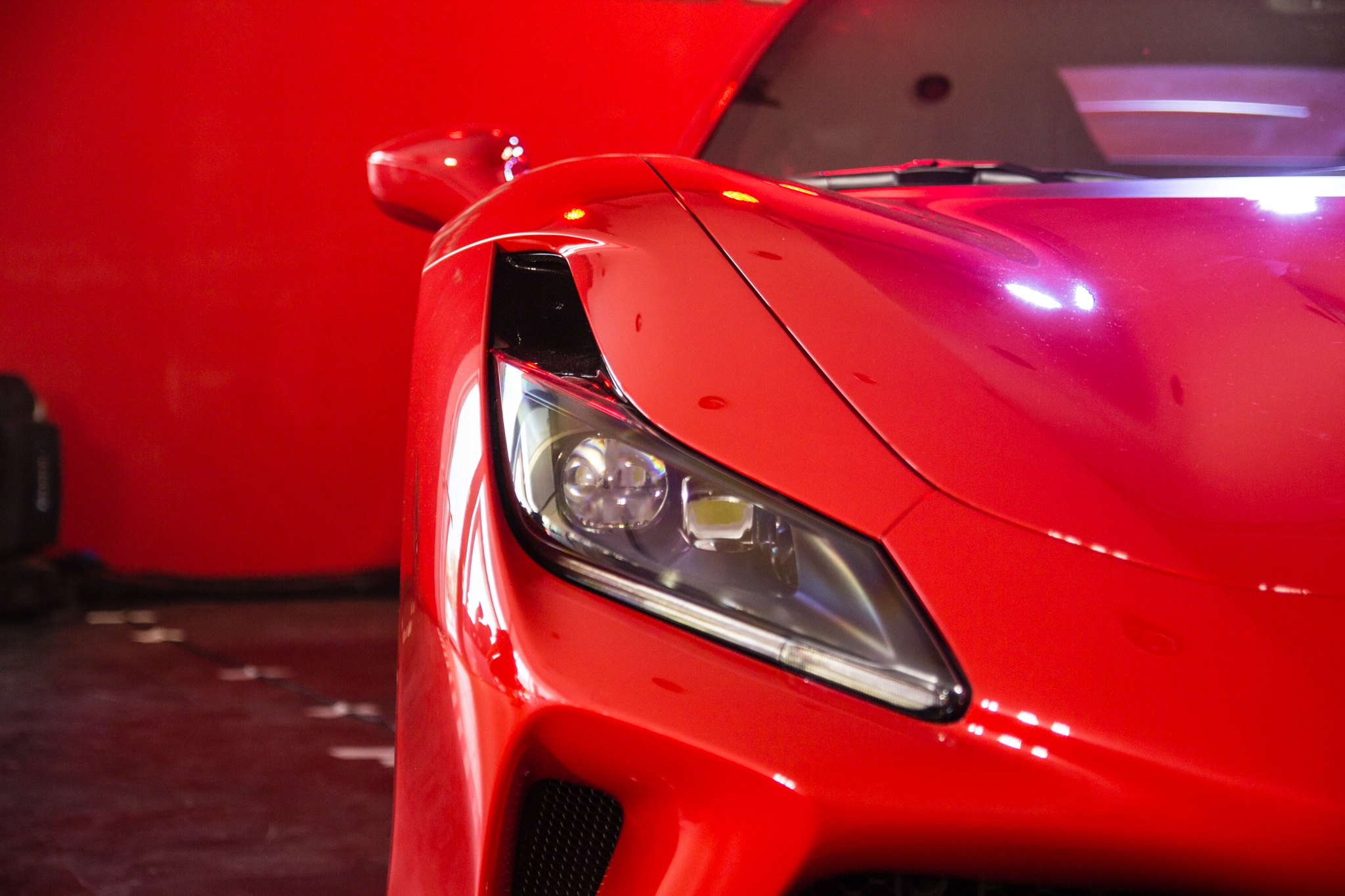 Ferrari F8 Tributo dau tien cap ben VN anh 4