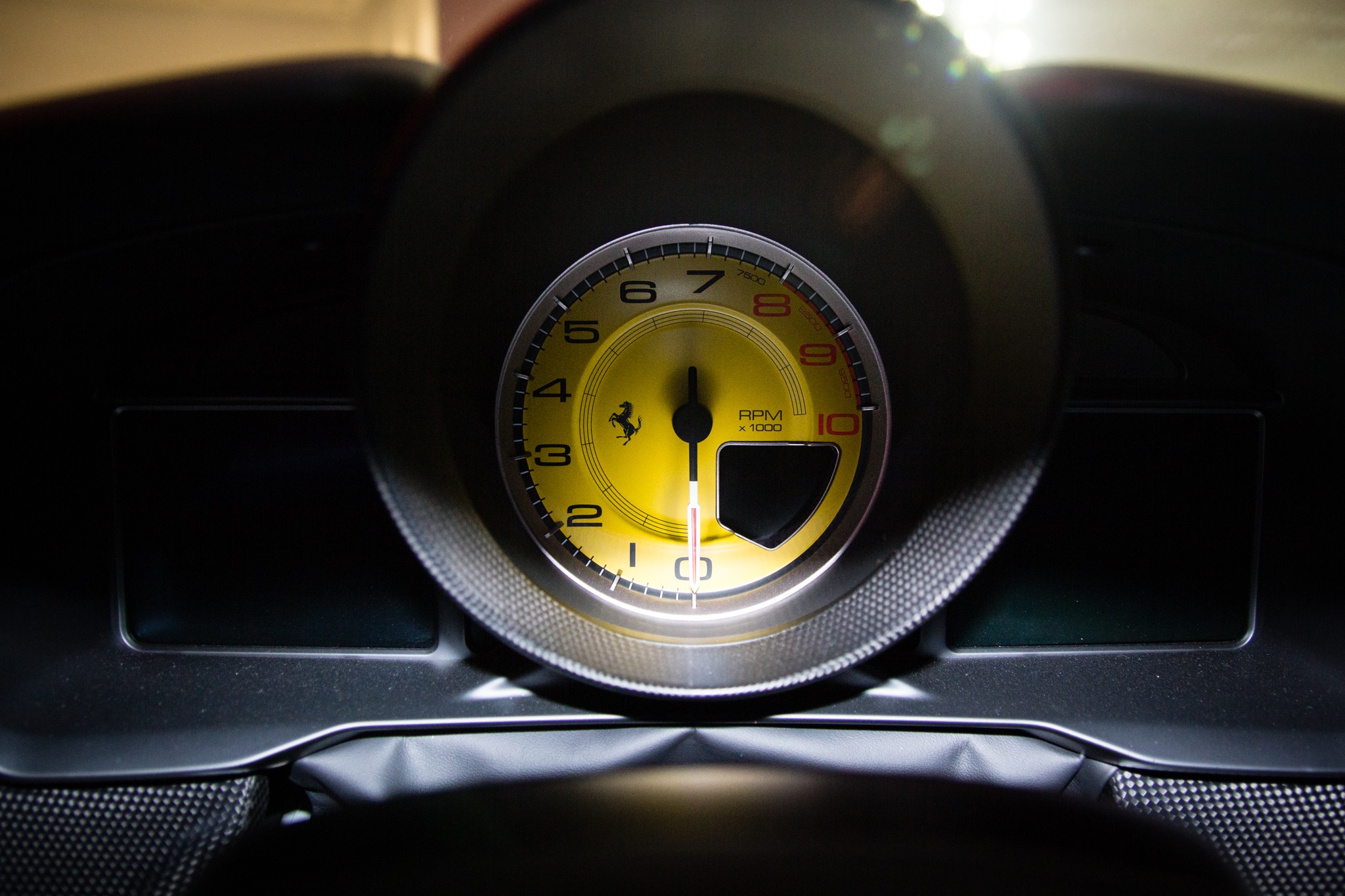 Ferrari F8 Tributo dau tien cap ben VN anh 12