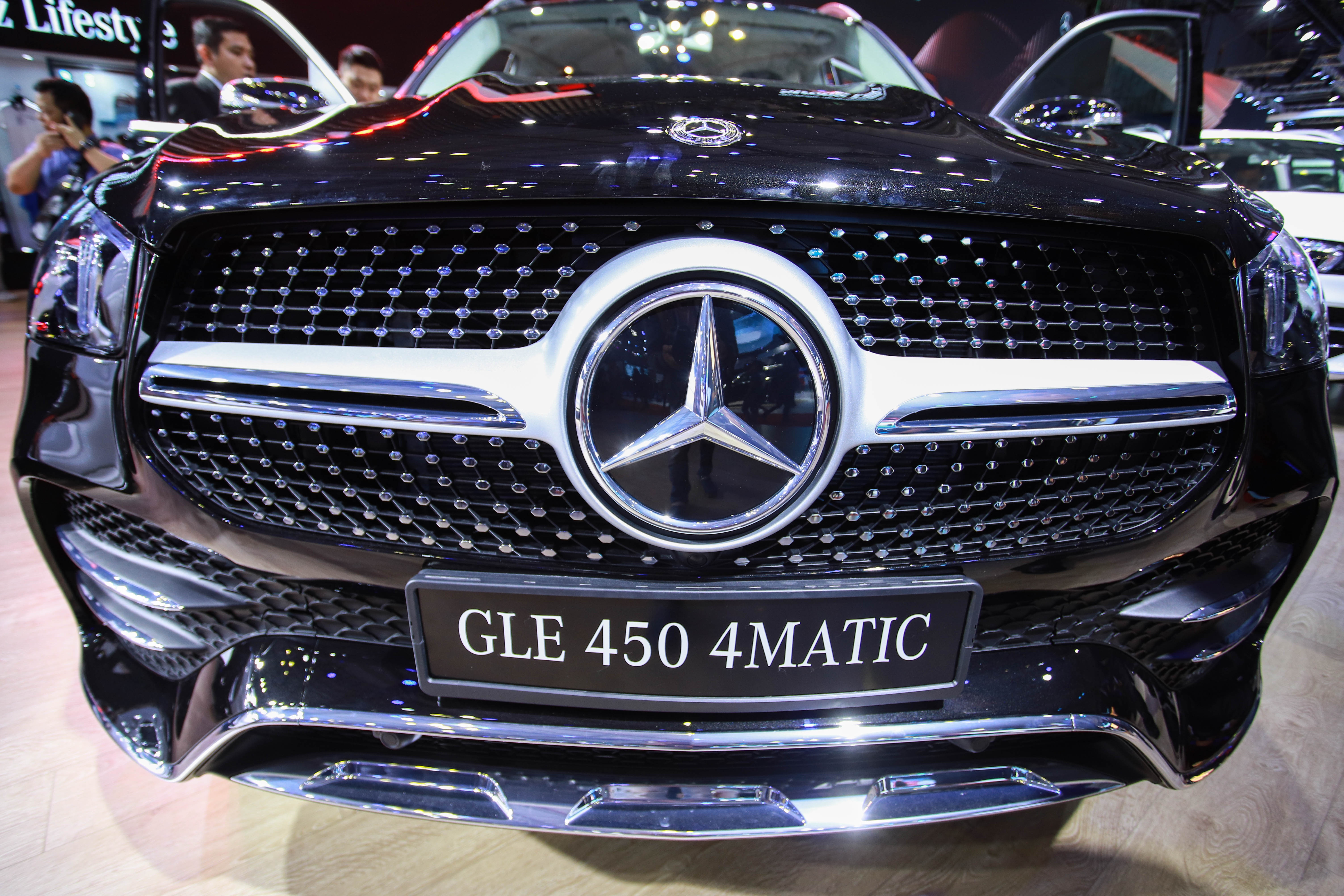 Toan canh gian hang Mercedes-Benz tai VMS 2019 anh 16