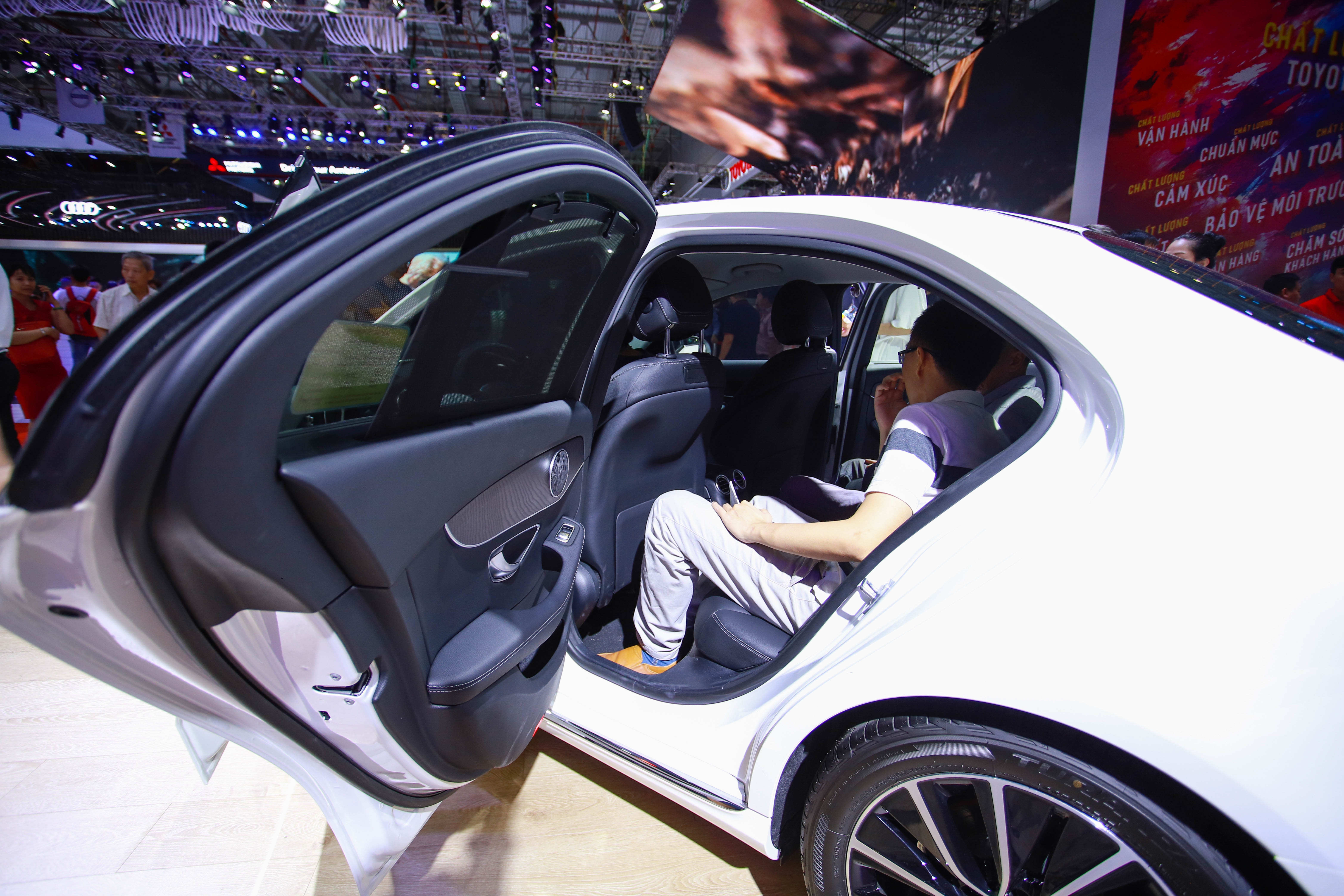 Toan canh gian hang Mercedes-Benz tai VMS 2019 anh 29