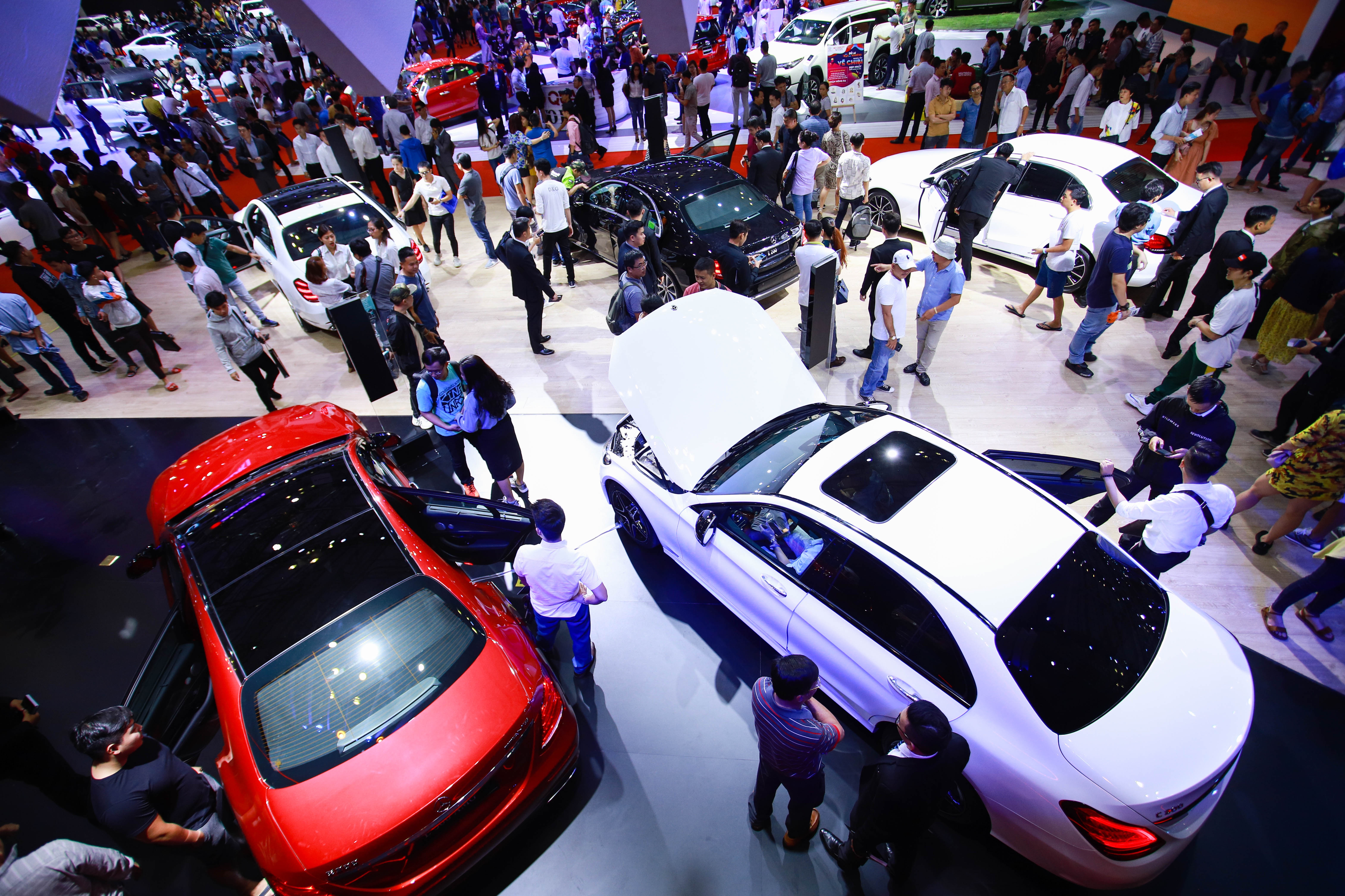 Toan canh gian hang Mercedes-Benz tai VMS 2019 anh 6