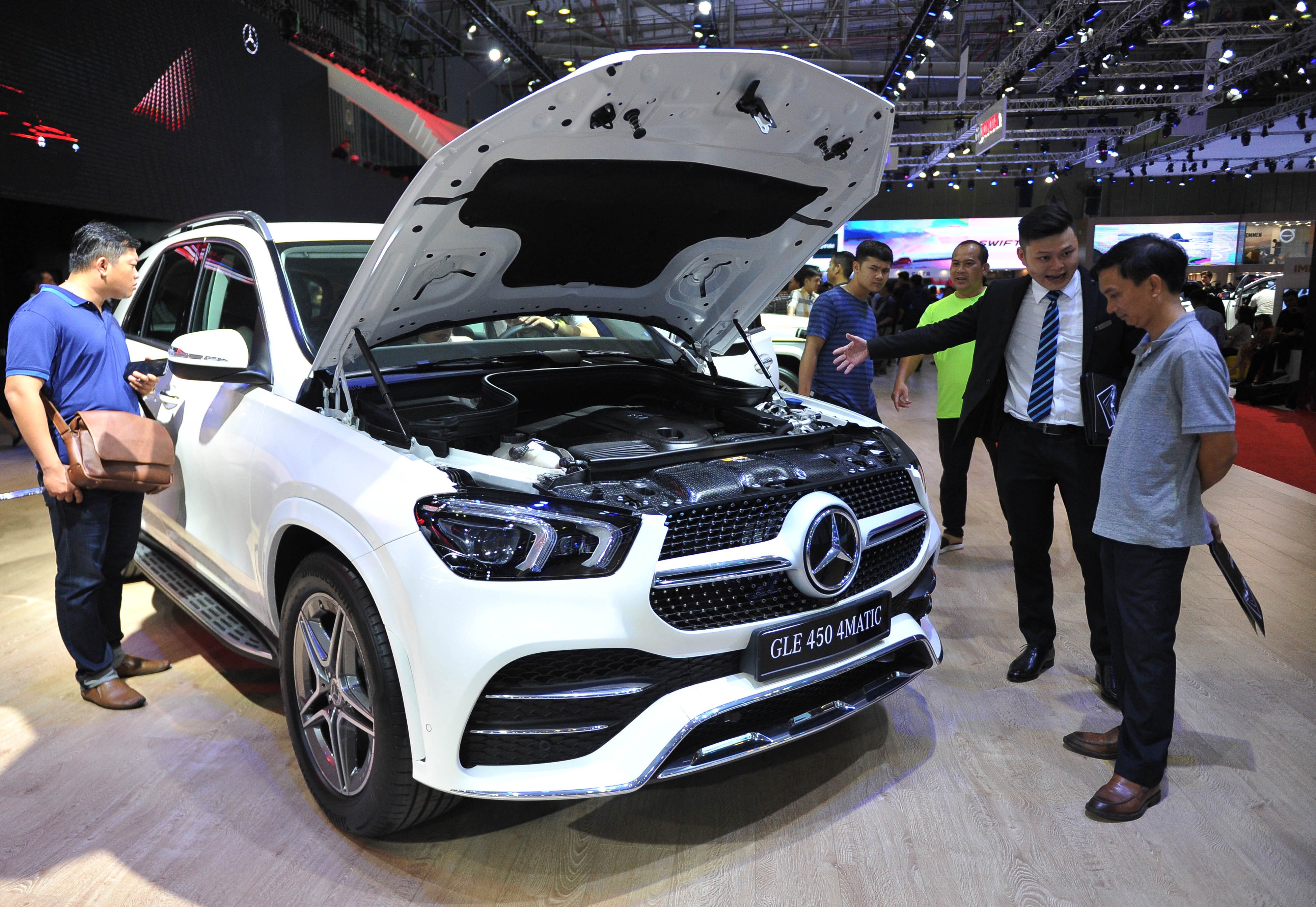 Toan canh gian hang Mercedes-Benz tai VMS 2019 anh 18