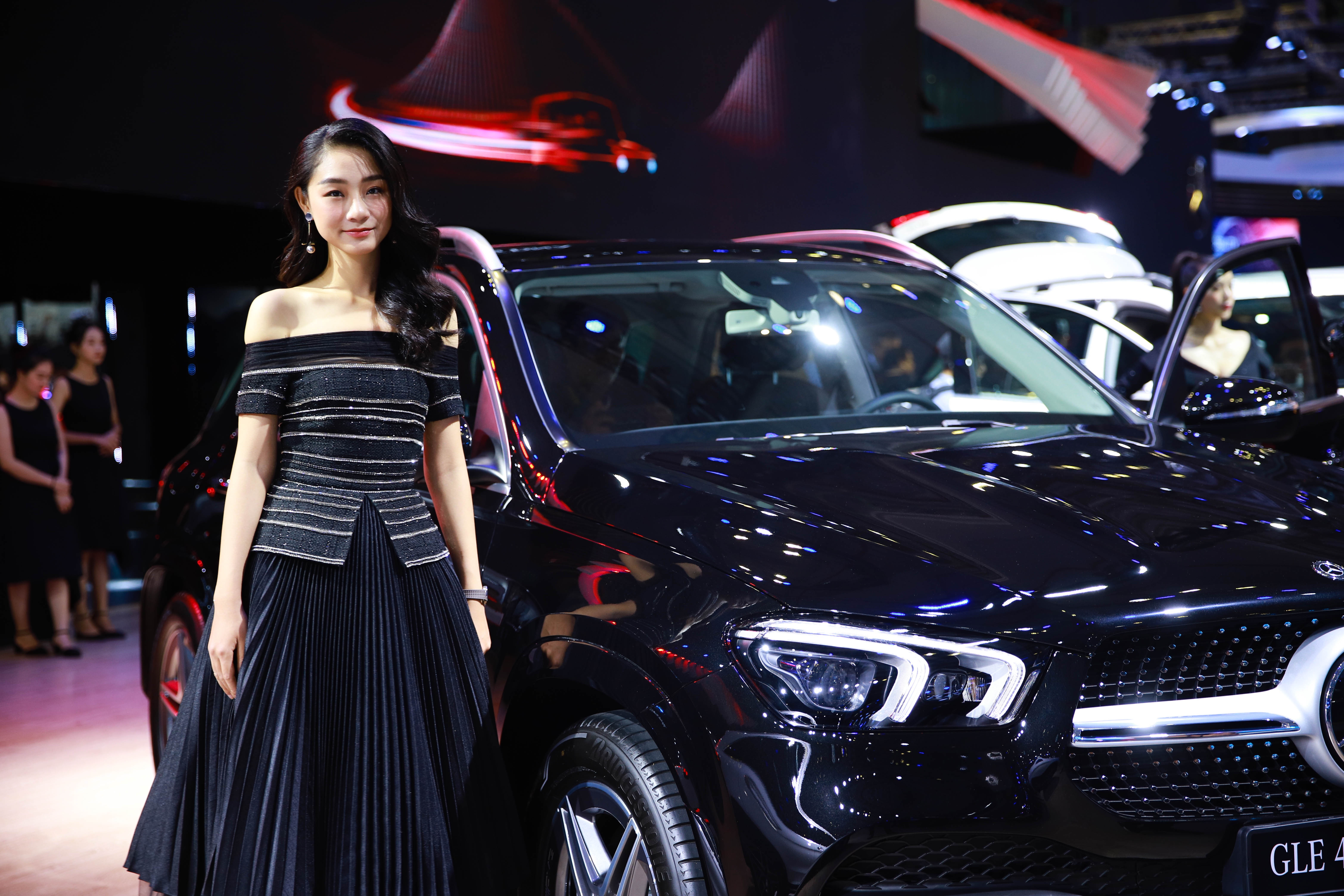 Toan canh gian hang Mercedes-Benz tai VMS 2019 anh 20