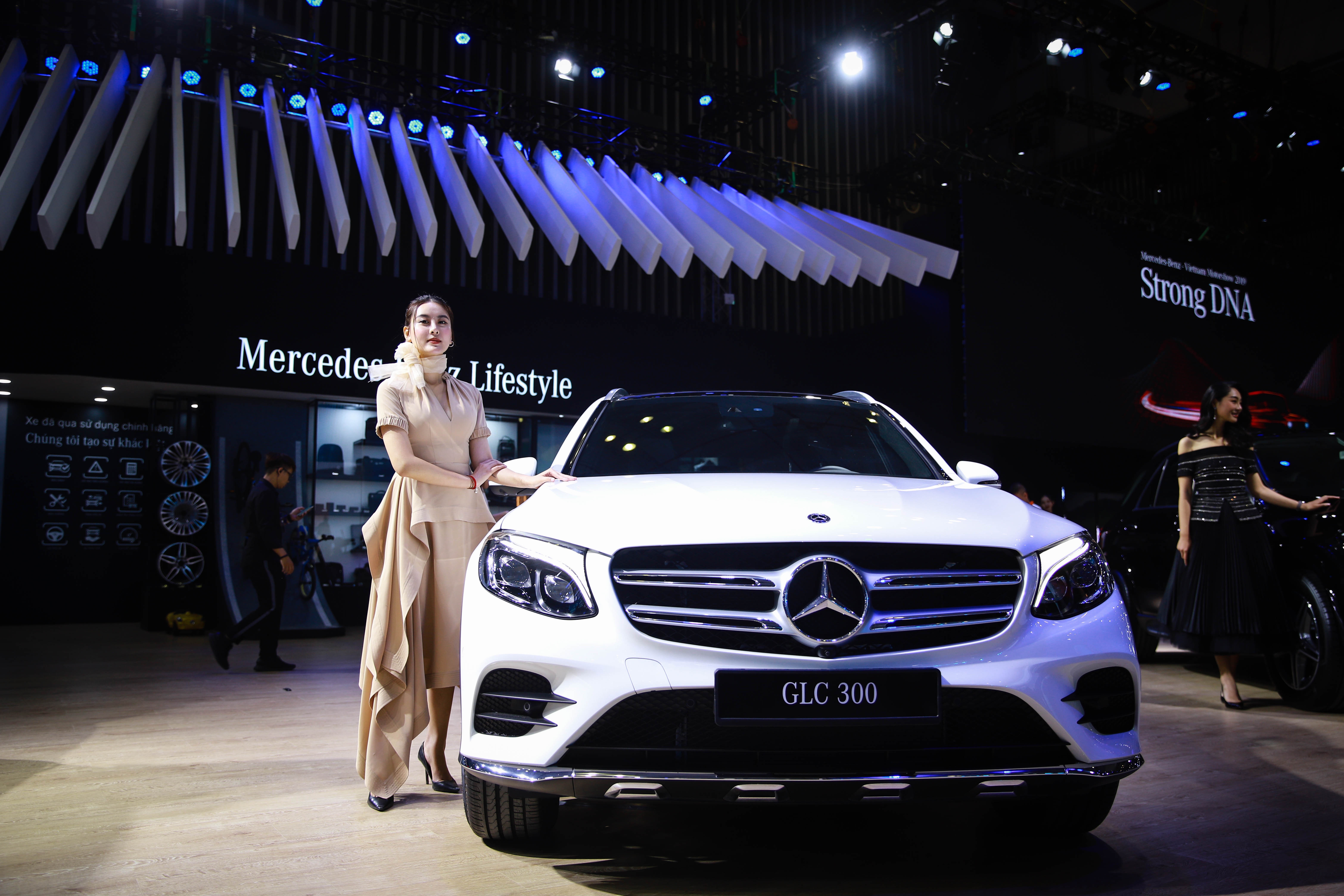 Toan canh gian hang Mercedes-Benz tai VMS 2019 anh 22