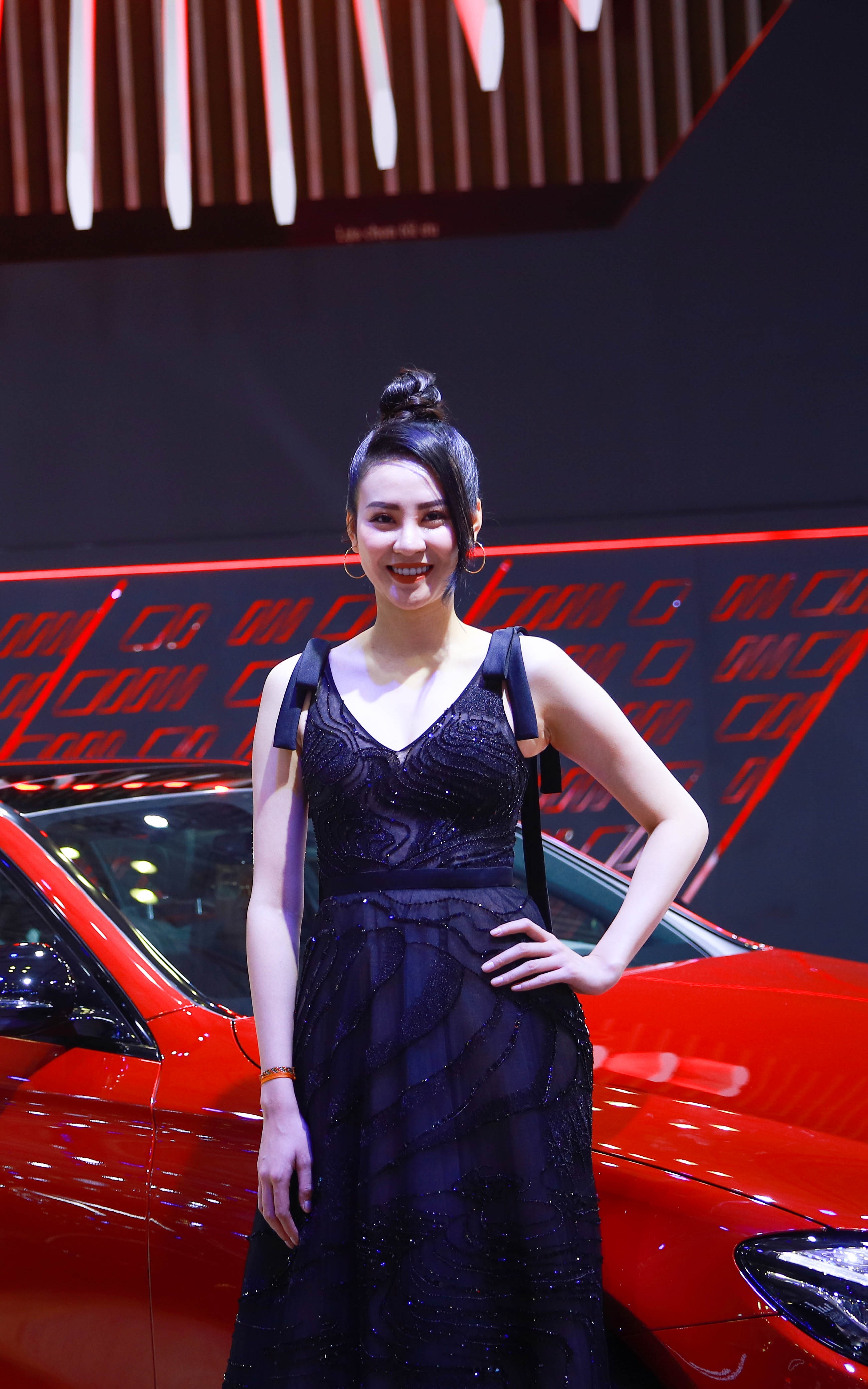 Toan canh gian hang Mercedes-Benz tai VMS 2019 anh 25