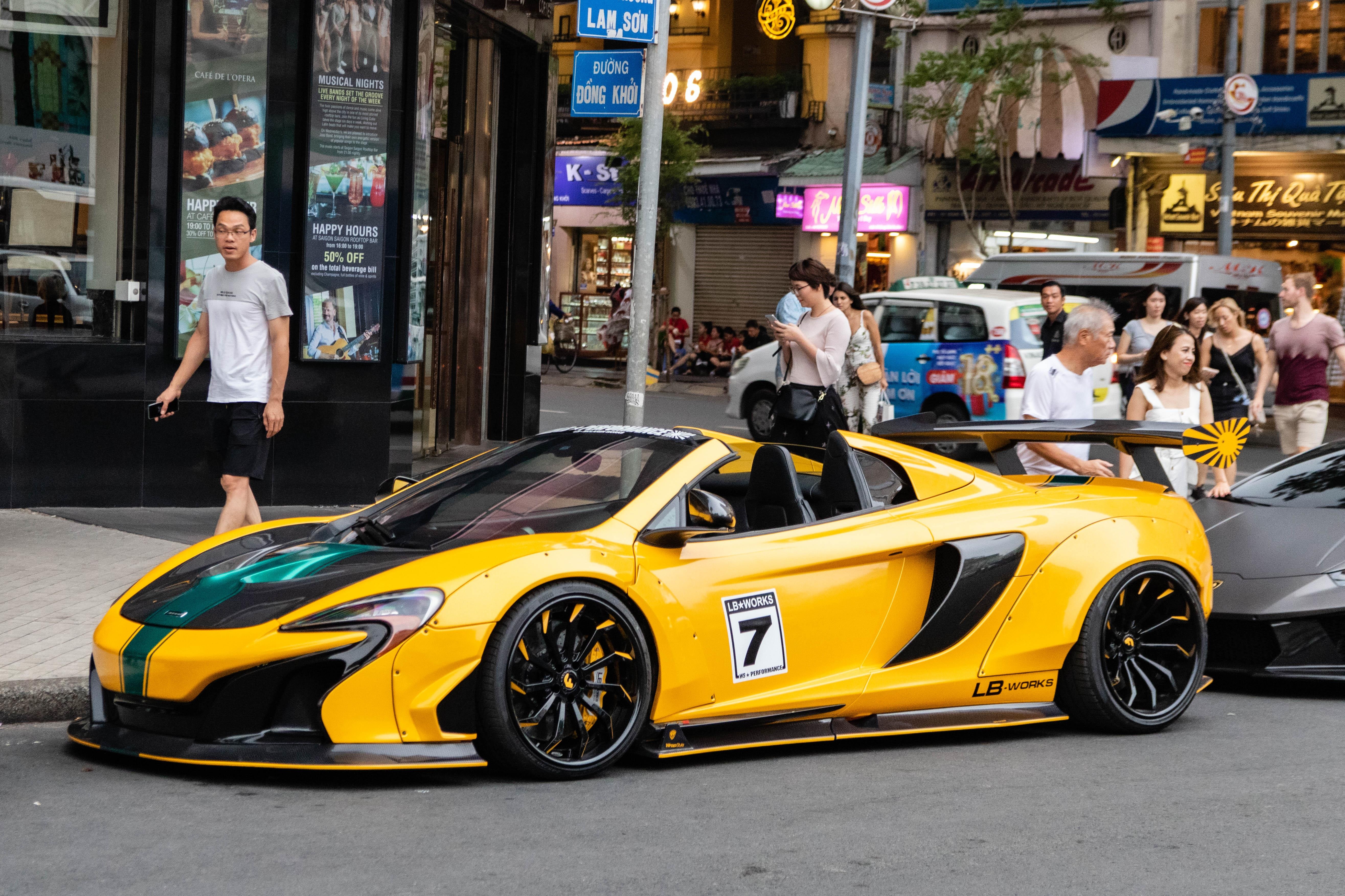 Ngam sieu xe McLaren 650S Spider do Liberty Walk thu 2 o VN hinh anh