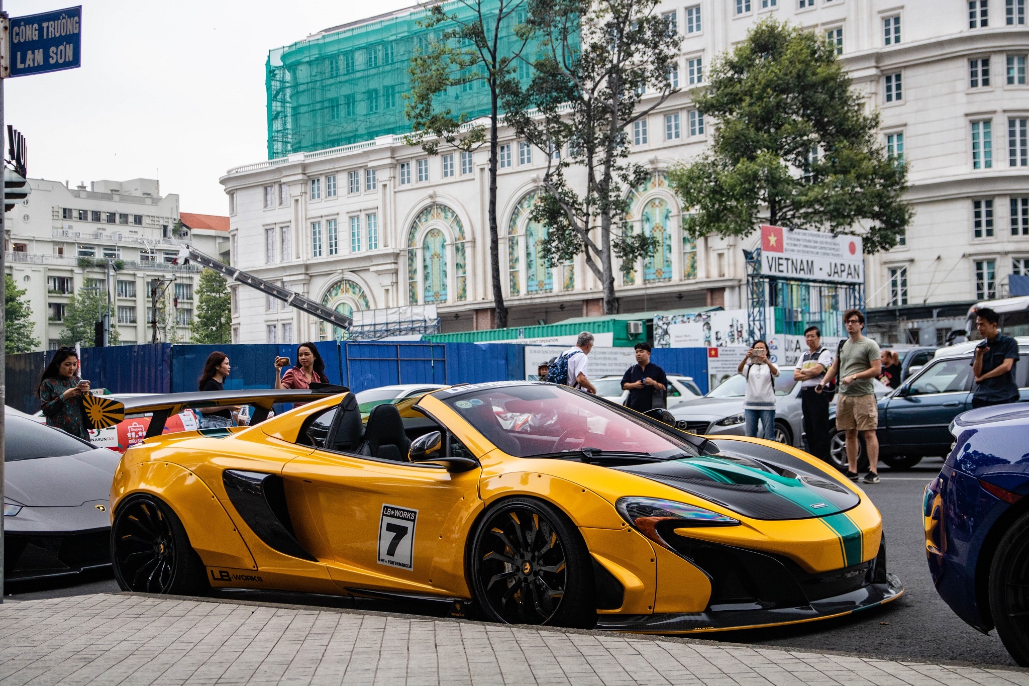 Ngam sieu xe McLaren 650S Spider do than rong anh 2