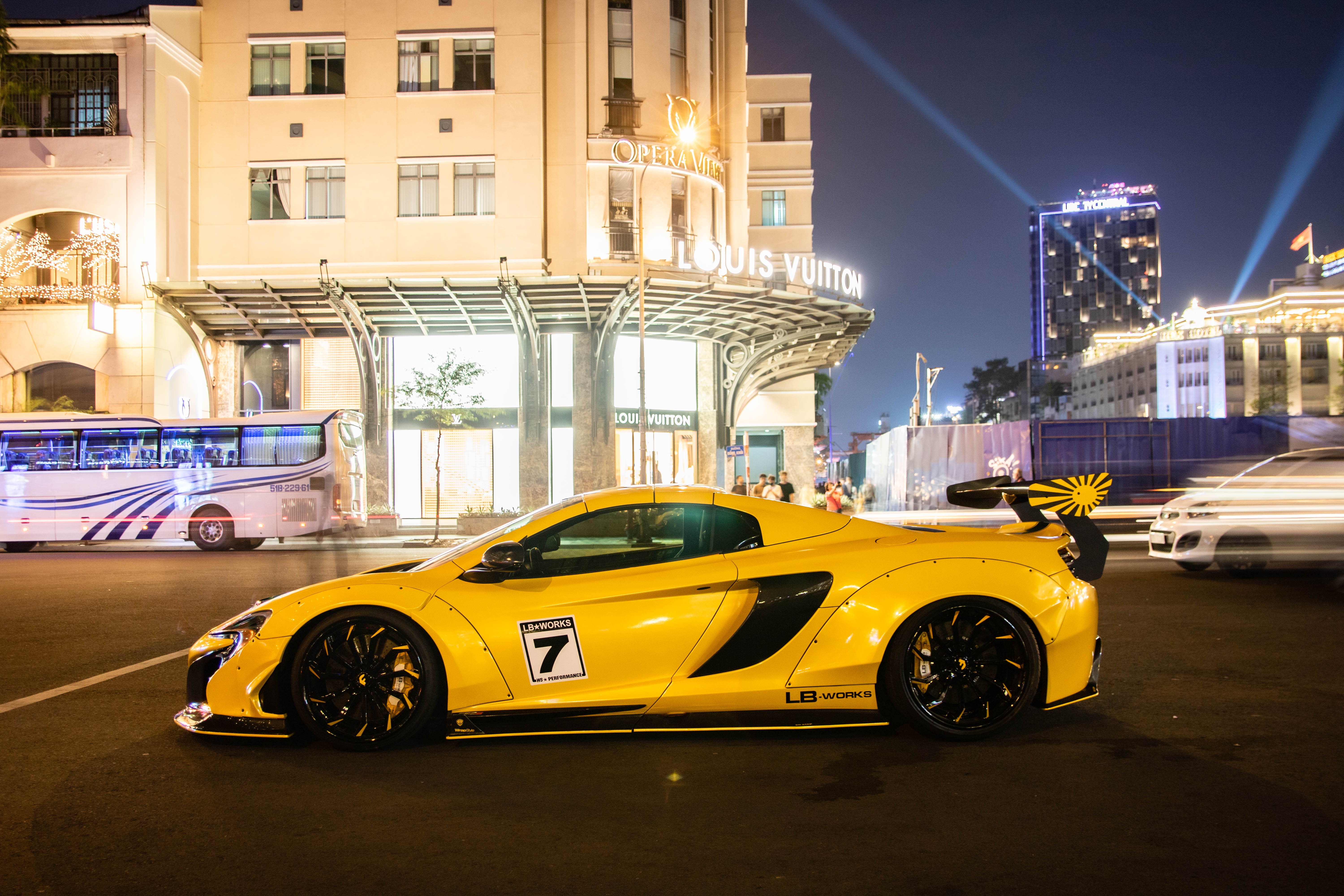 Ngam sieu xe McLaren 650S Spider do than rong anh 35