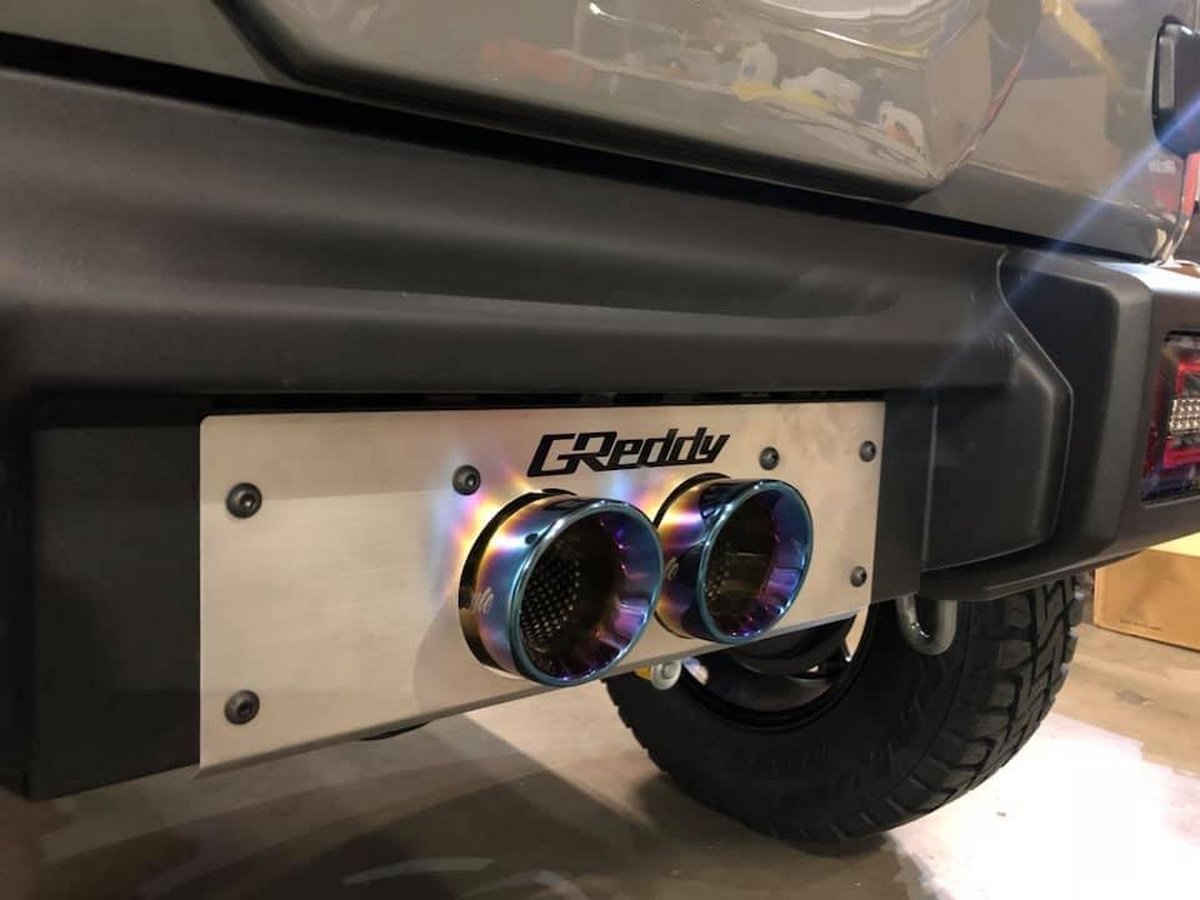 Suzuki Jimny độ ngoại hình mạnh mẽ,  gắng tăng áp ảnh 4 Suzuki Jimny do ngoai hinh manh me,  gang tang ap anh 4