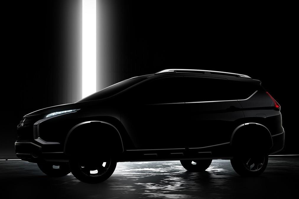 Mitsubishi Xpander sap co them phien ban SUV to va ham ho hon hinh anh