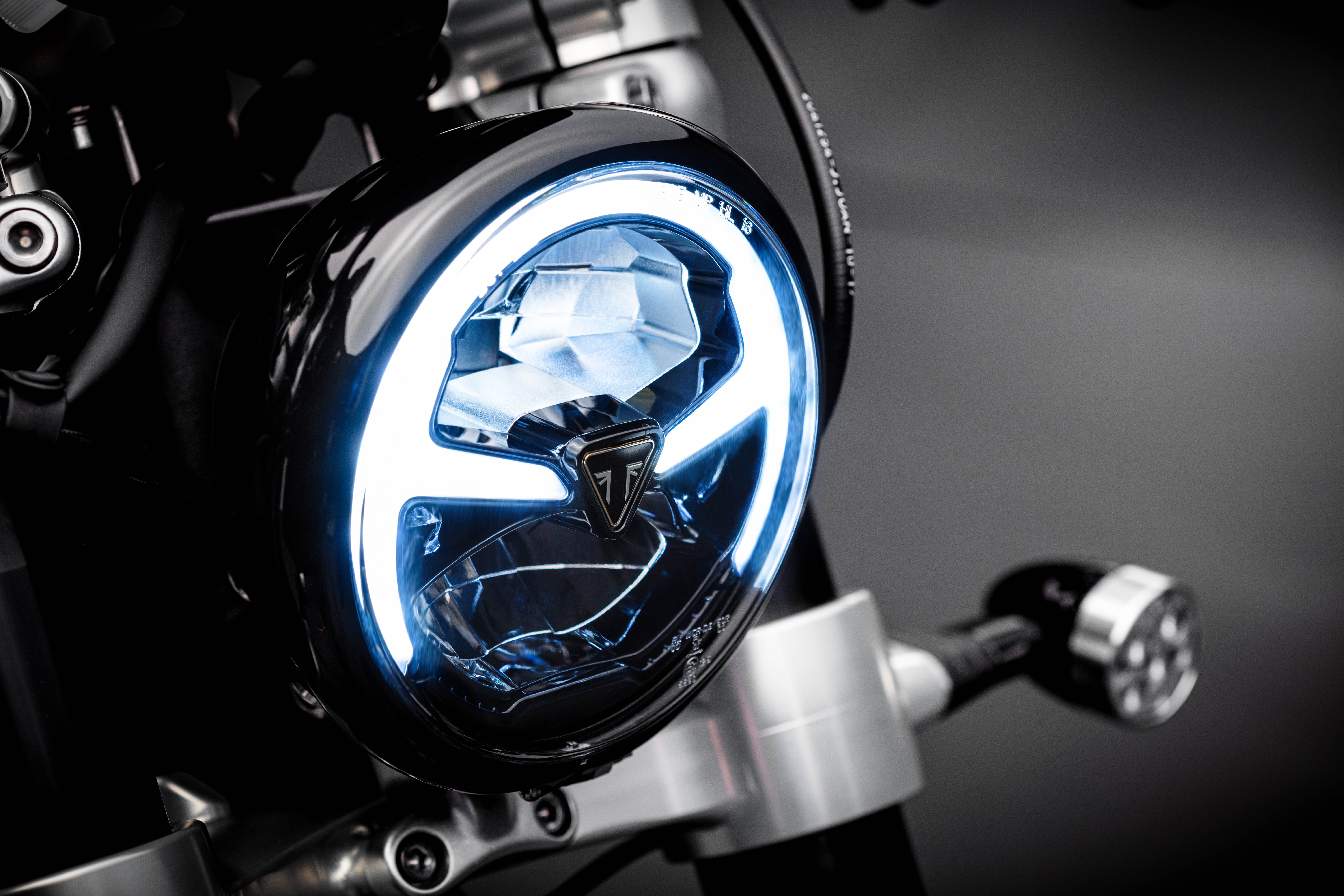 Chi tiet Triumph Bobber TFC 2020 anh 17