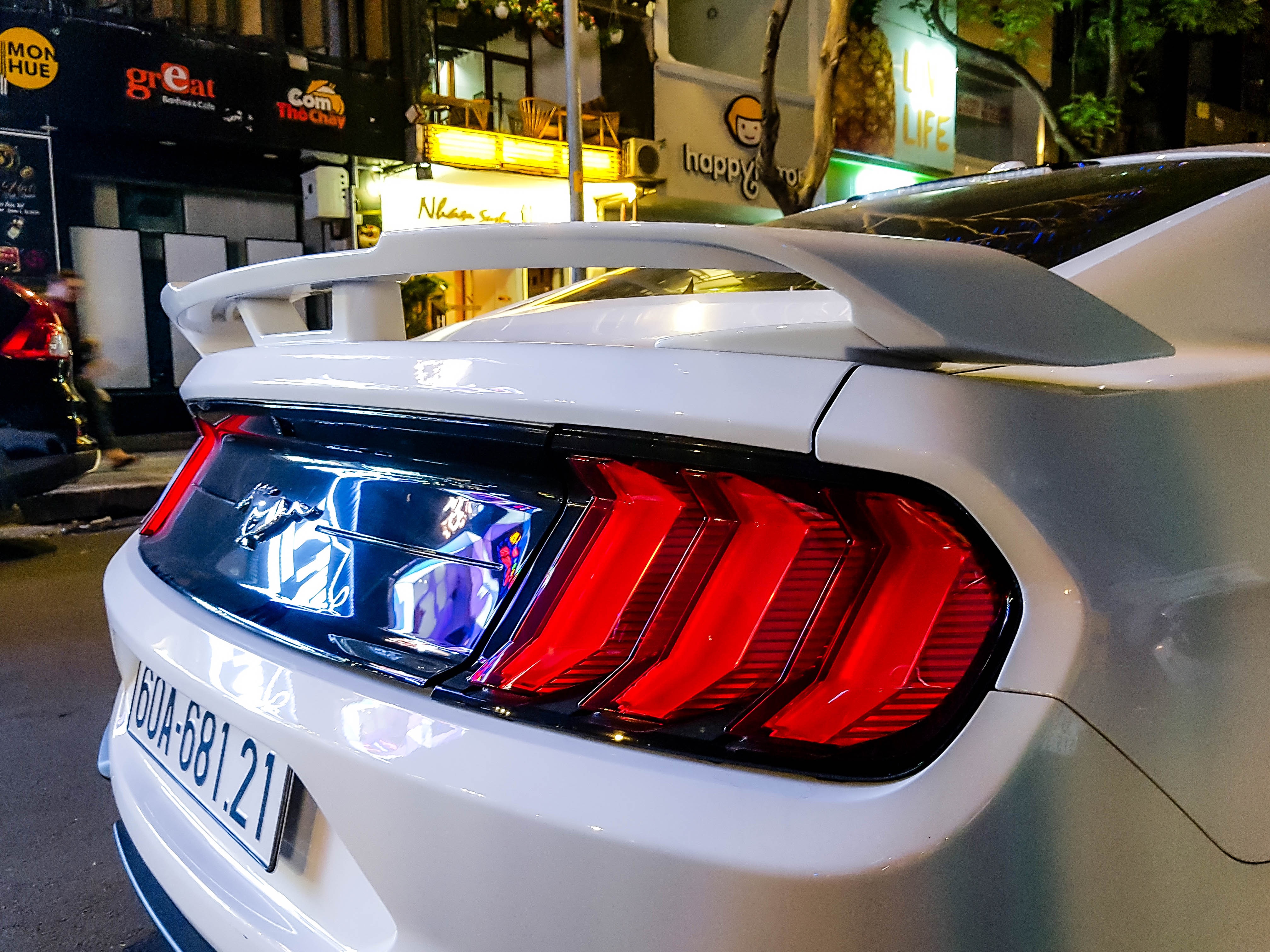 Ford Mustang facelift hang hiem tai TP.HCM anh 5