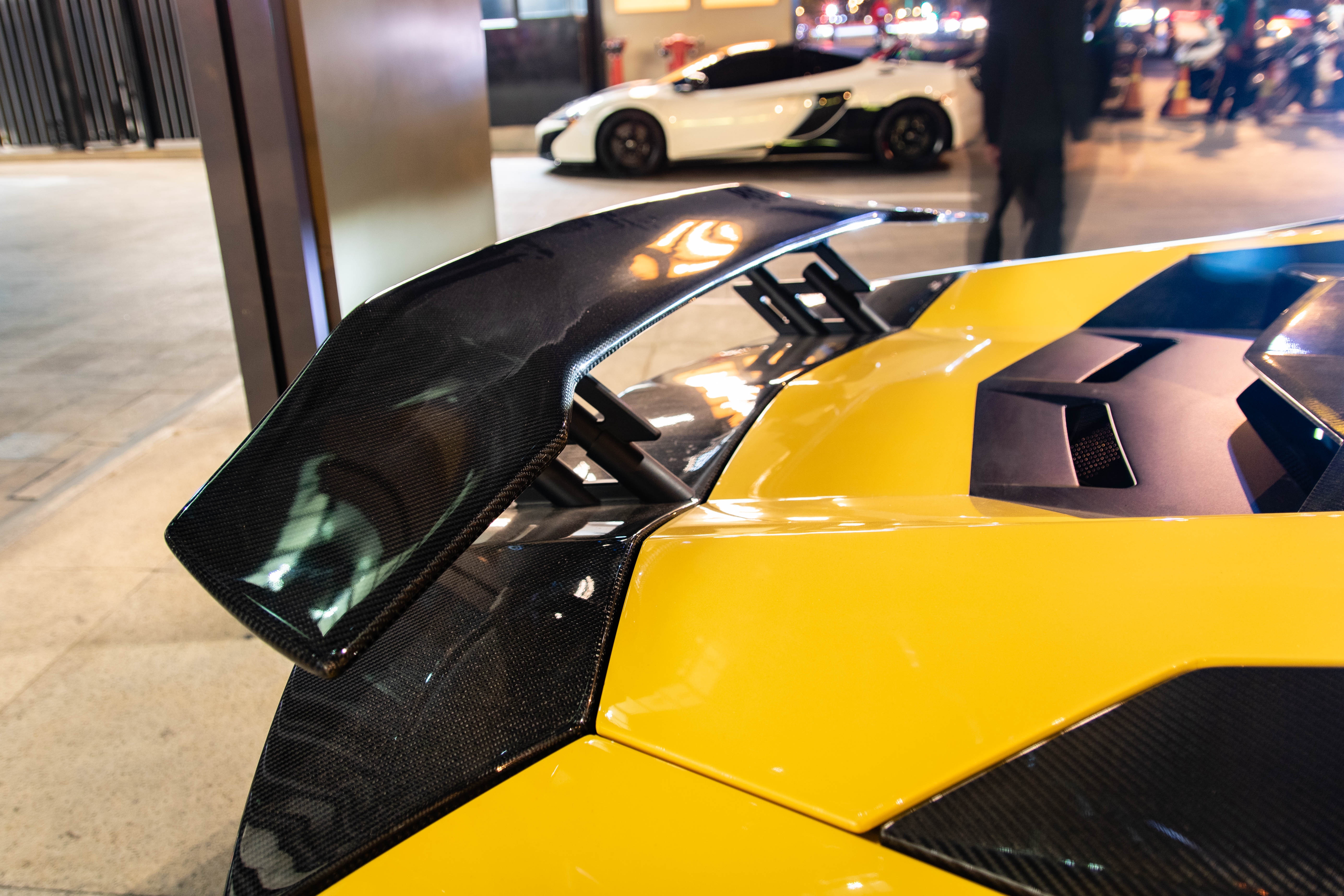 Lamborghini Aventador S duoc do do choi dat tien o TP.HCM anh 5