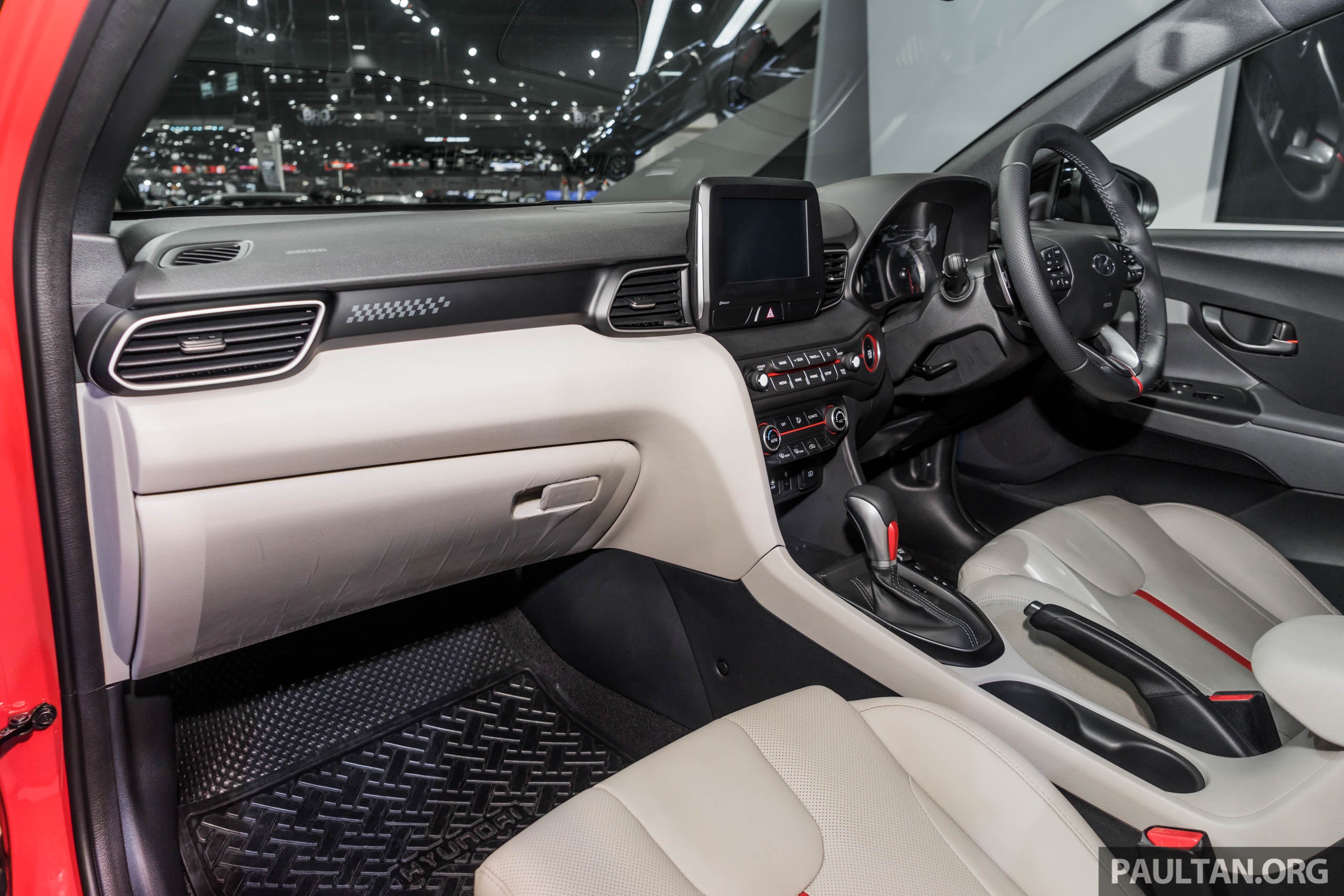 Hyundai Veloster 2020 ra mat tai Thai Lan anh 18