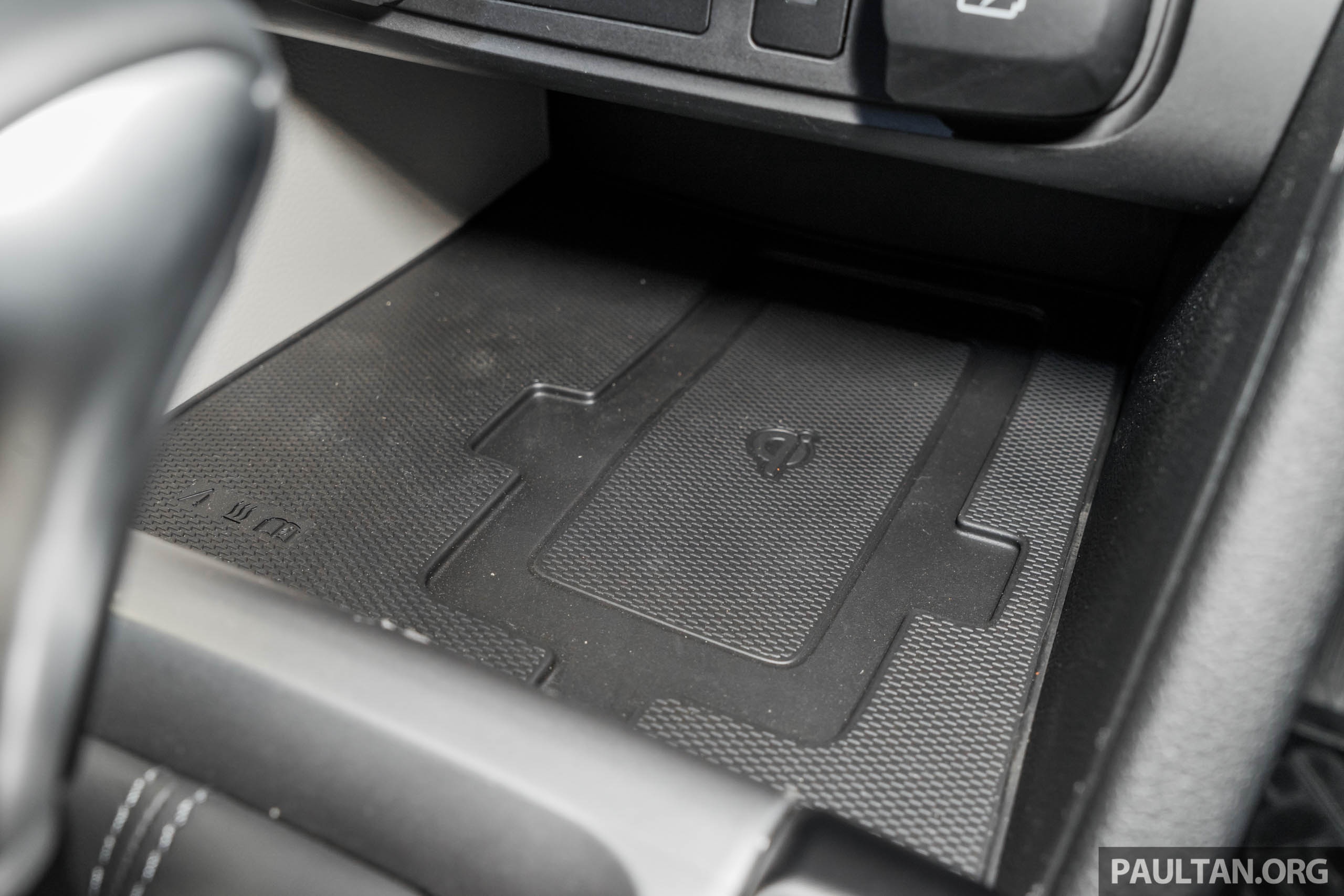 Hyundai Veloster 2020 ra mat tai Thai Lan anh 21